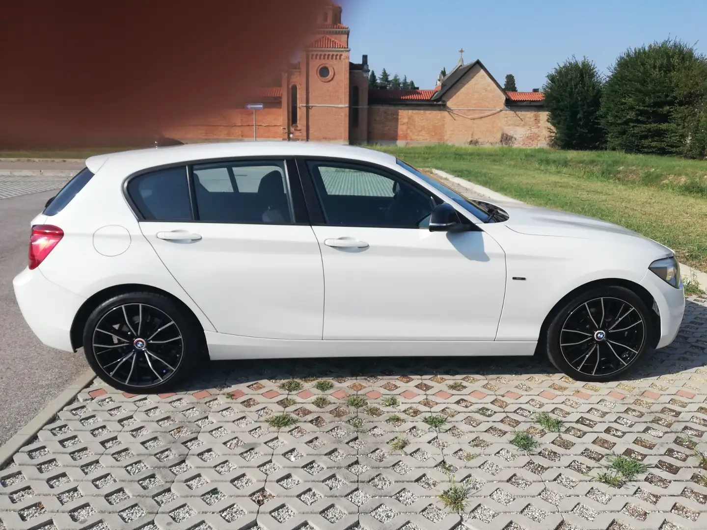 BMW 118 118d 5p Sport - 1
