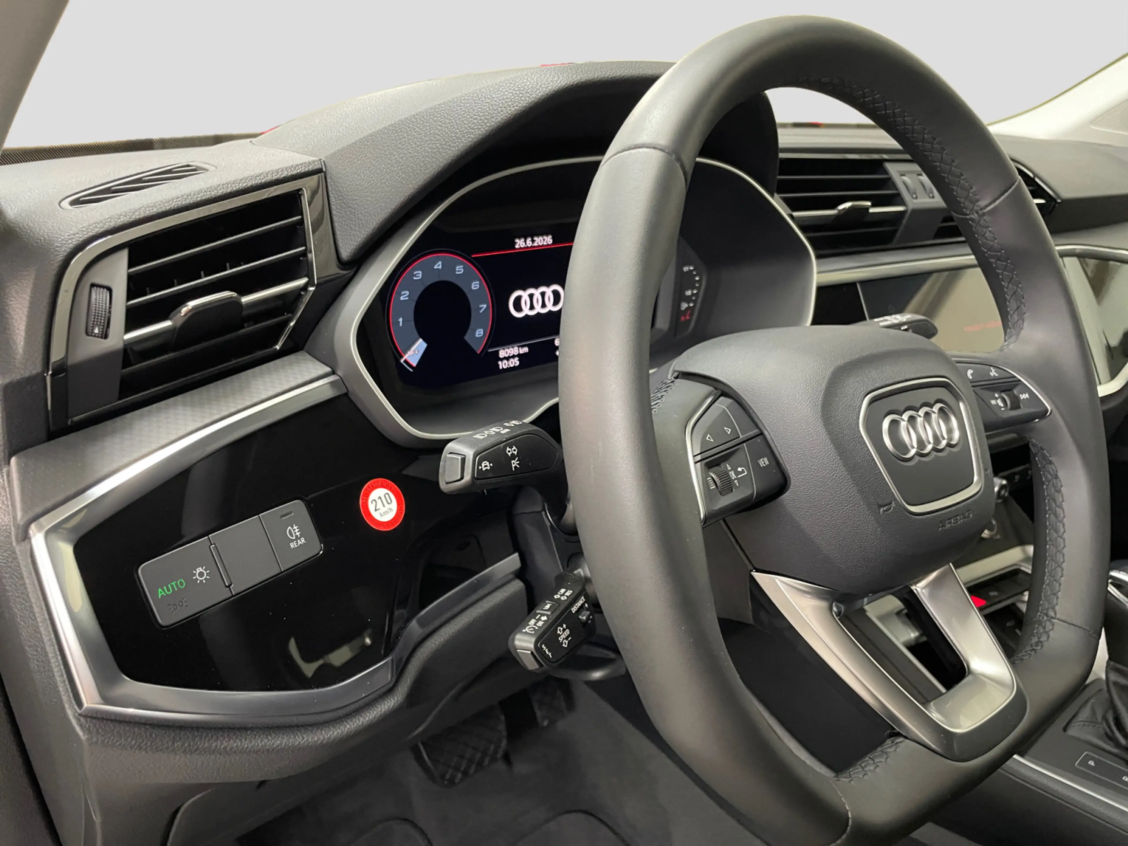 Audi Q3 35 TFSI S-tronic advanced AHK LED Navi Virtua — photo 13
