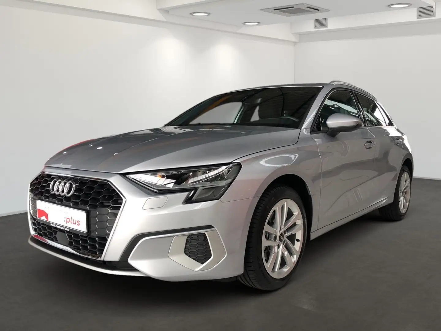 Audi A3 advanced 30 TDI S tronic VIRTUAL Silber - 2