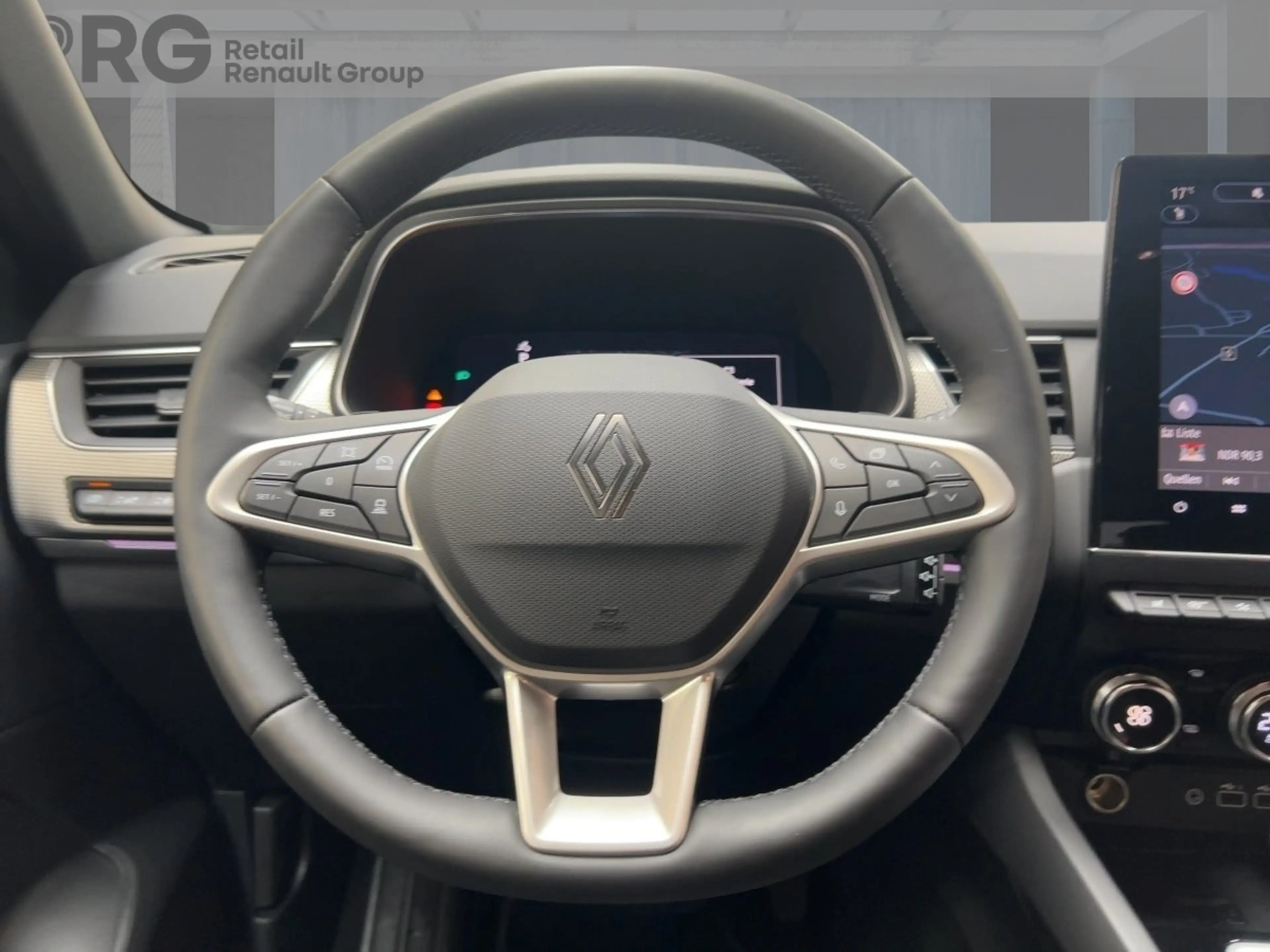 Renault Arkana TECHNO Mild Hybrid 140 EDC Apple CarPlay BT — photo 11