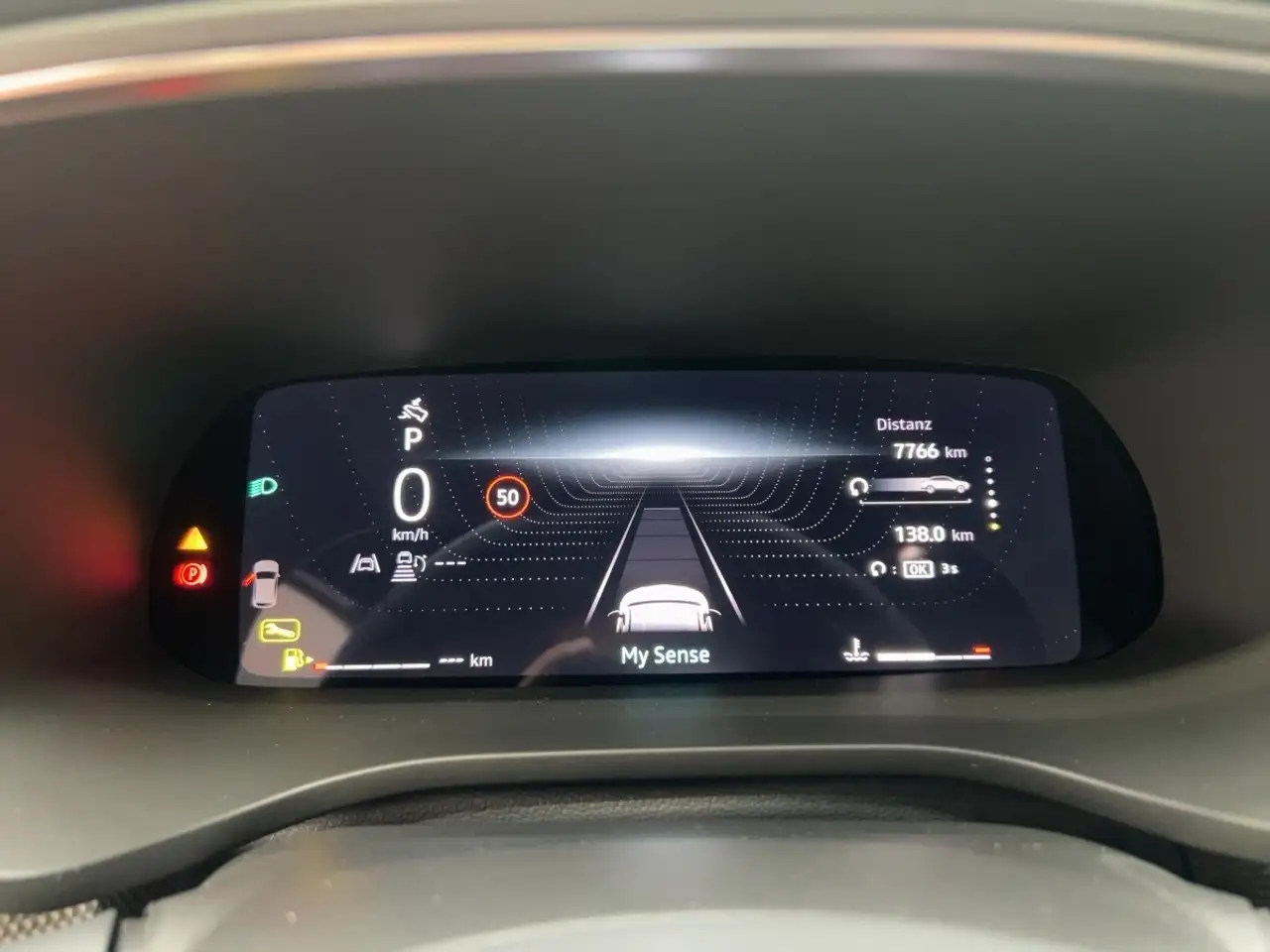 Renault Arkana TECHNO Mild Hybrid 140 EDC Apple CarPlay BT, миниатюра 13