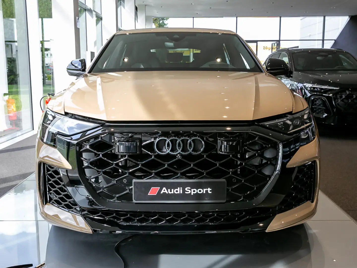 Audi RS Q8 SUV performance tiptronic DigitalesCockpit Bronze - 2