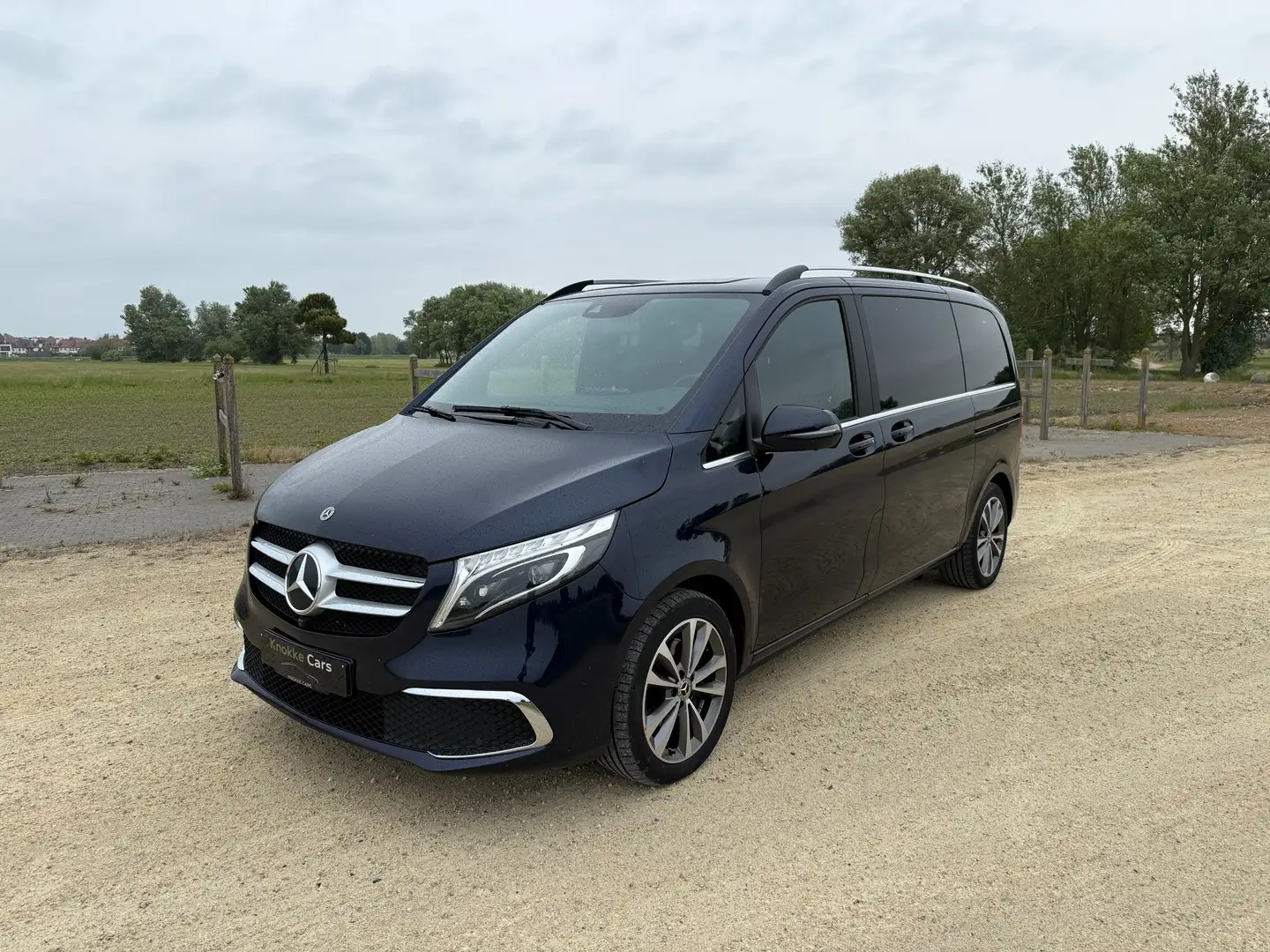 Mercedes-Benz V VERKOCHT,SOLD,VENDU Blauw - 1