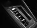 Volkswagen Golf 1.0 eTsi 110pk DSG Life · Apple/Android Car Play · Zwart - thumbnail 25