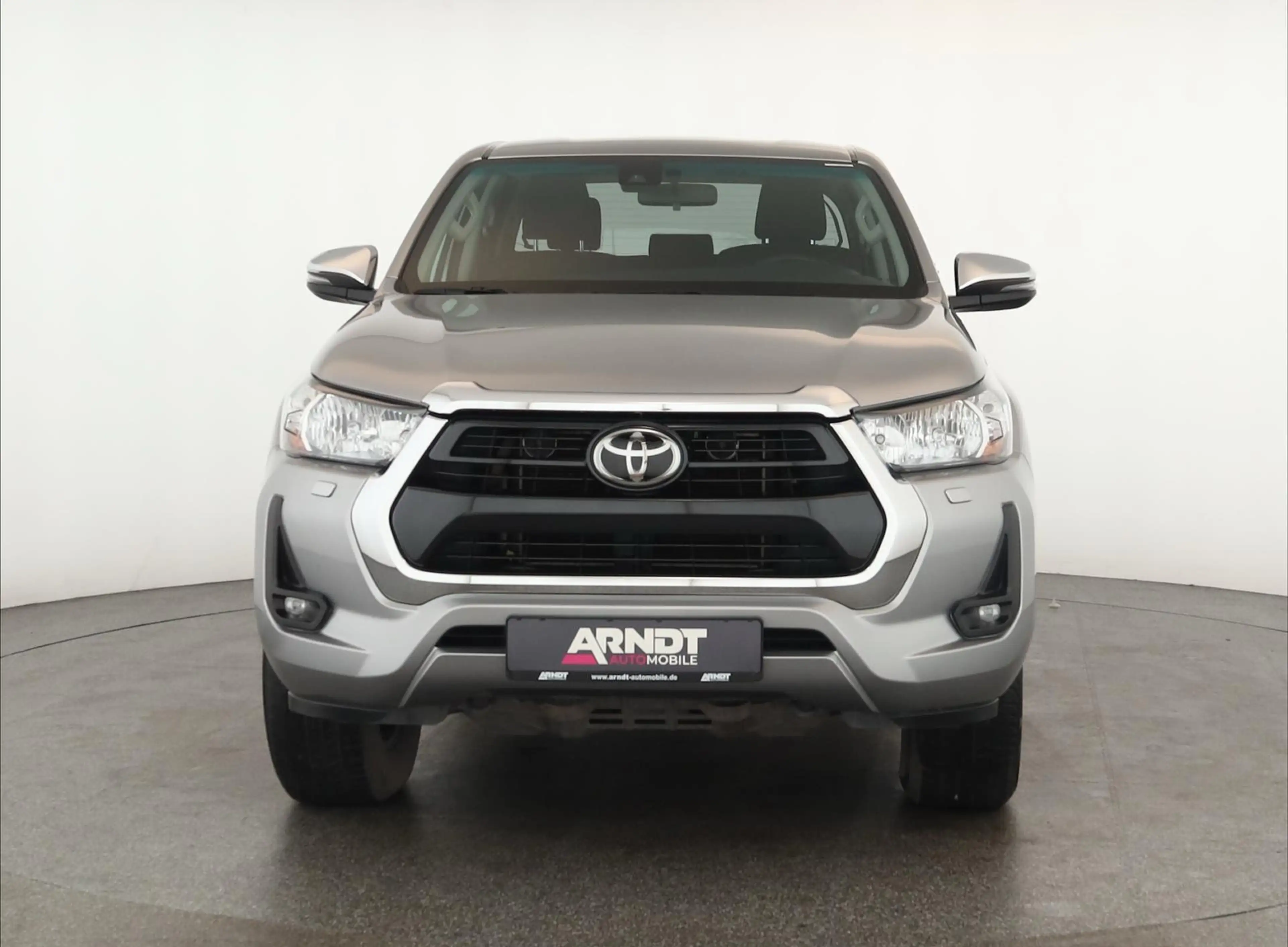 Toyota Hilux Double Cab 2.8 4x4 Comfort Nav ACC Kam AHK — photo 3