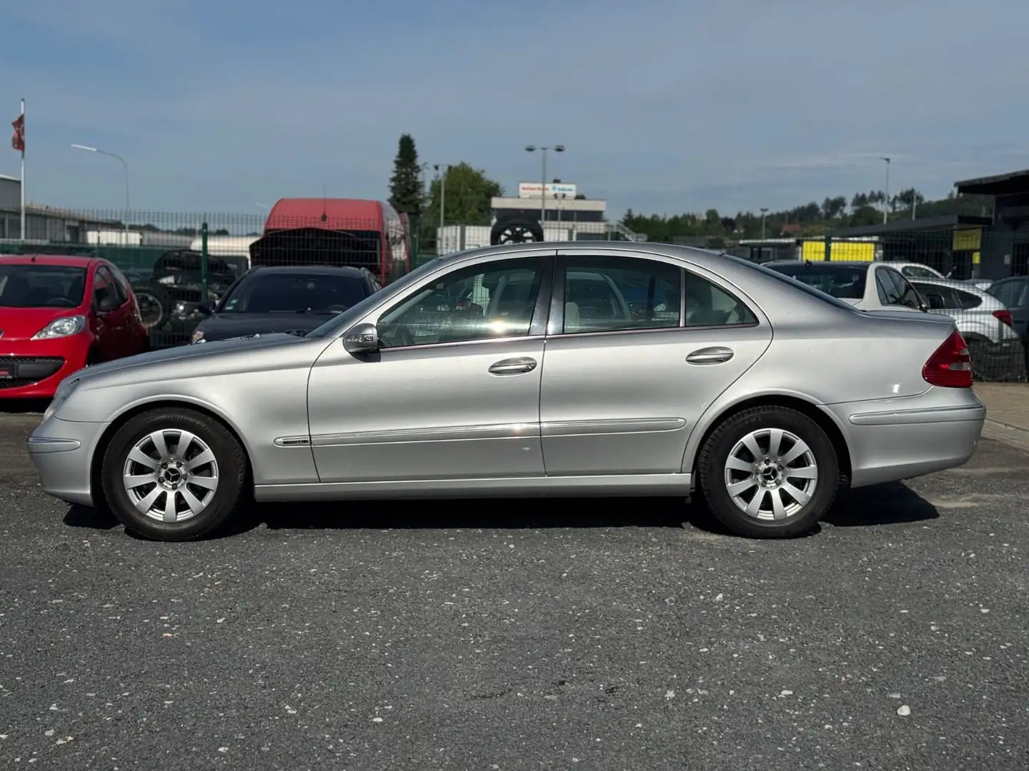 Mercedes-Benz E 220 E -Klasse Lim. E 220 CDI Argent - 2