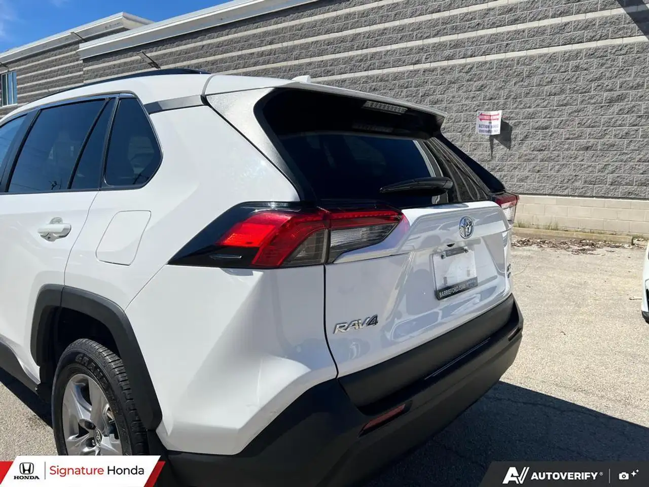 Toyota RAV 4 снимка Toyota RAV 4