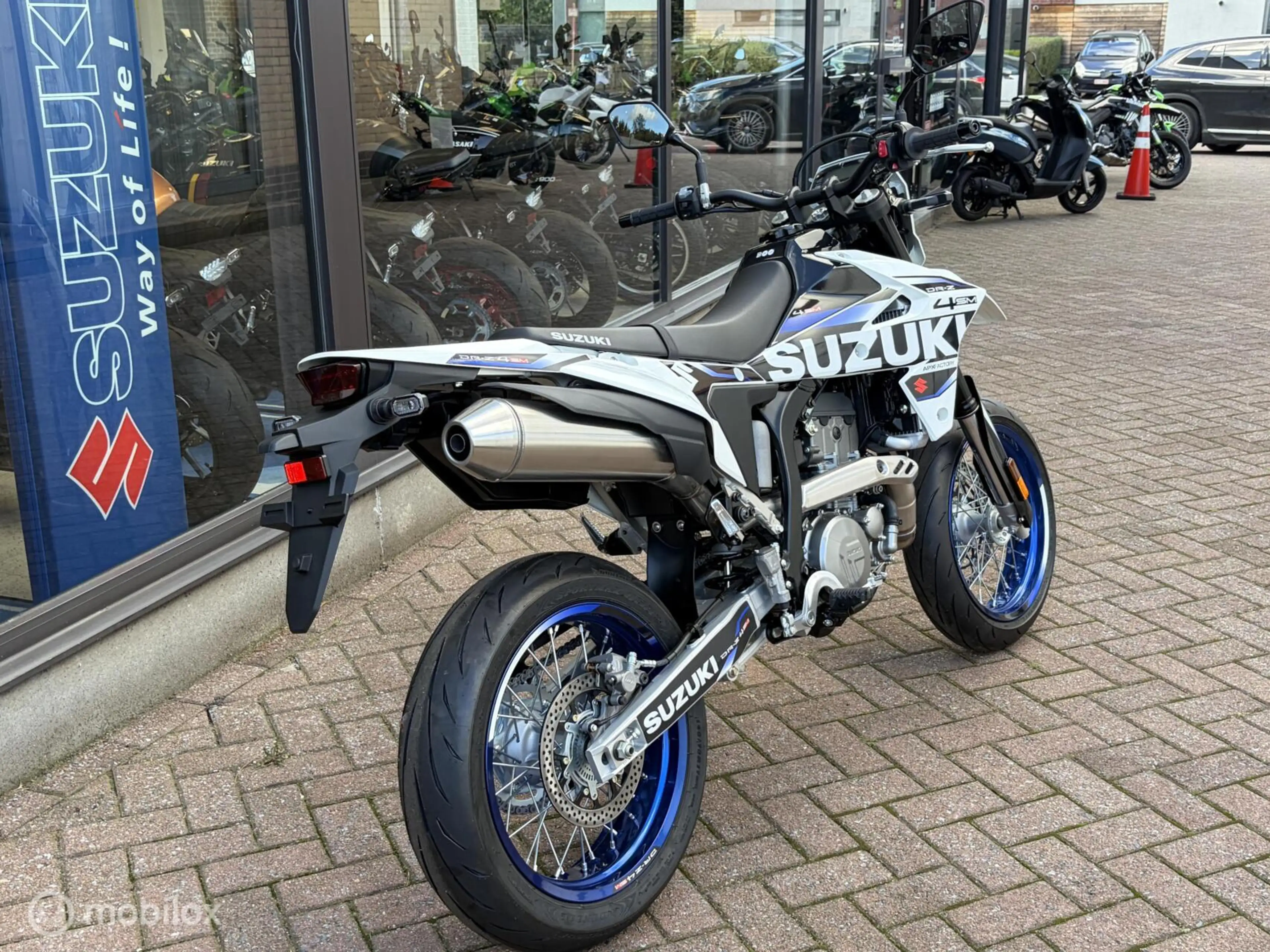 Suzuki DR-Z4SM A2 PROMOTIE — photo 6