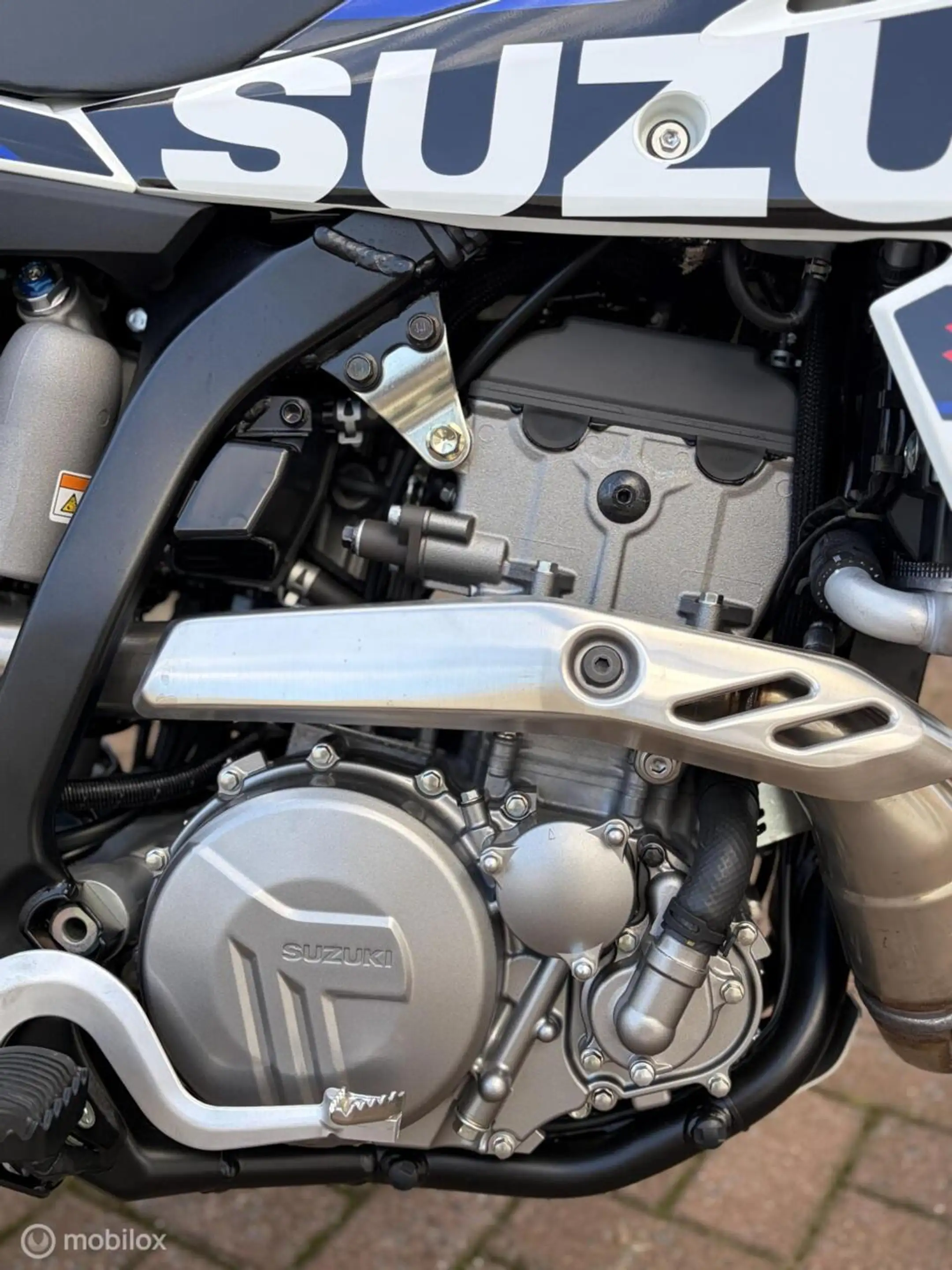Suzuki DR-Z4SM A2 PROMOTIE — photo 10