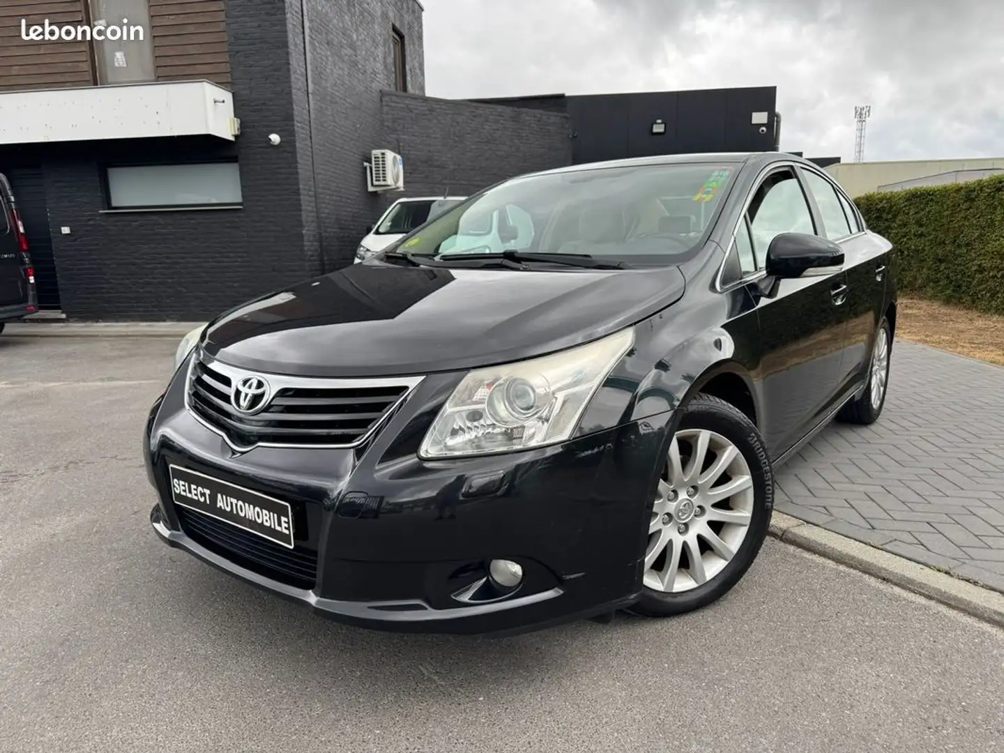 Toyota Avensis 2l D4D GARANTIE Noir - 1
