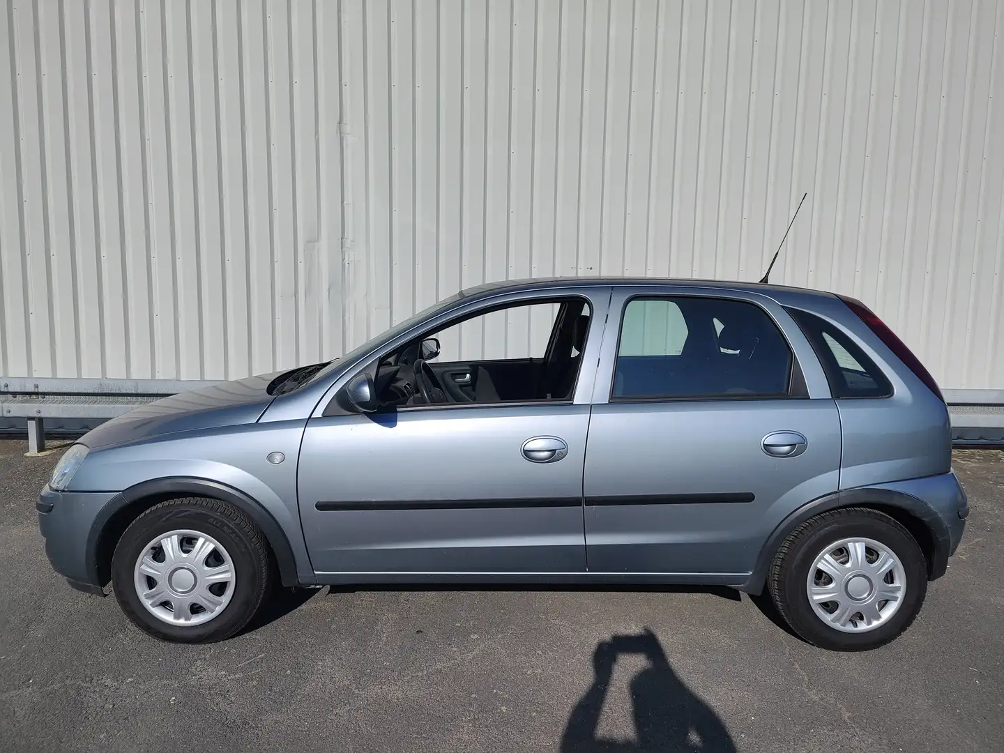 Opel Corsa 1.2 16V Elegance TÜV=05/2027 Insp=NEU Grijs - 2