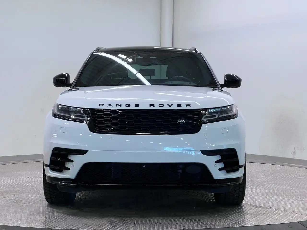 Land Rover Range Rover Velar снимка Land Rover Range Rover Velar
