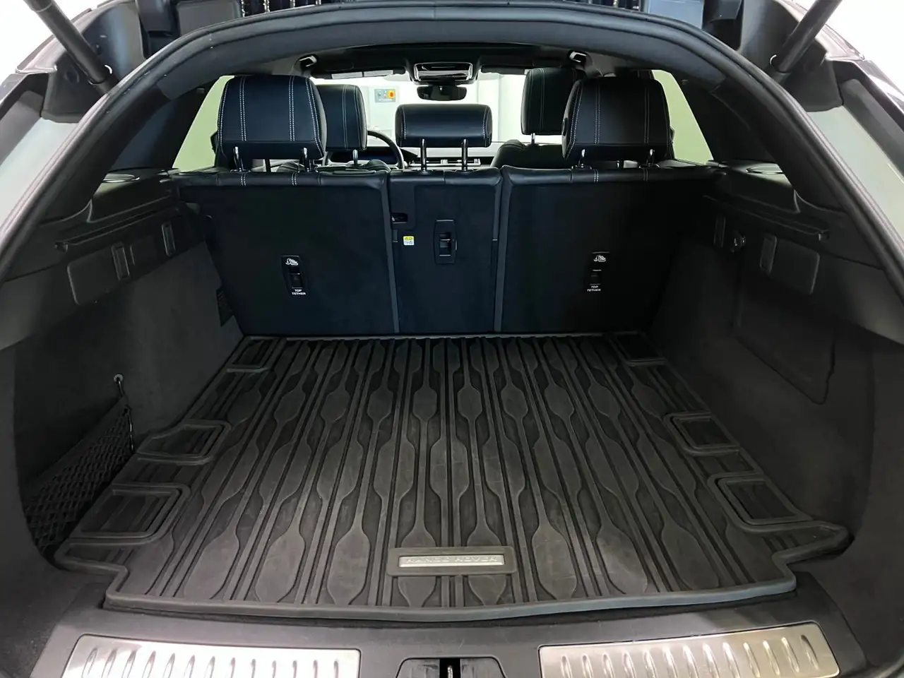 Land Rover Range Rover Velar снимка Land Rover Range Rover Velar