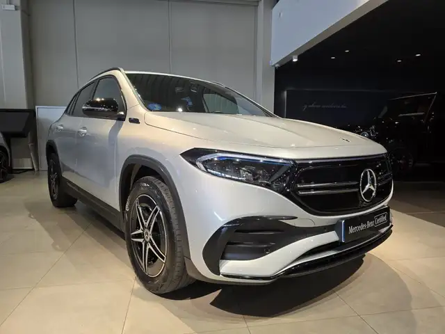Mercedes-Benz Eqa view 8