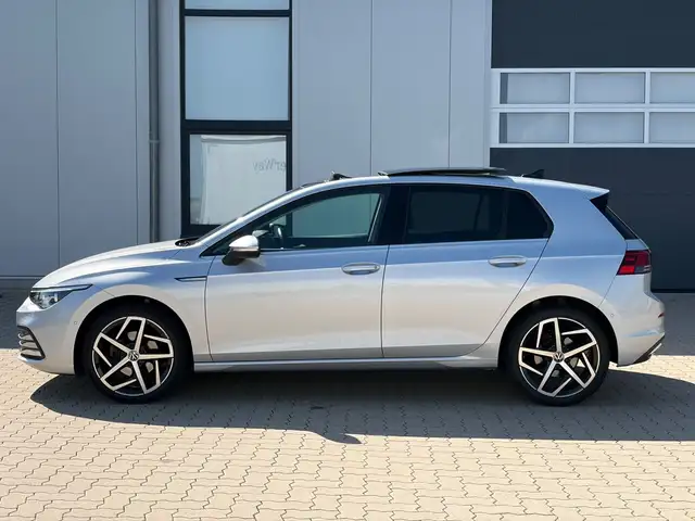 Volkswagen Golf view 4