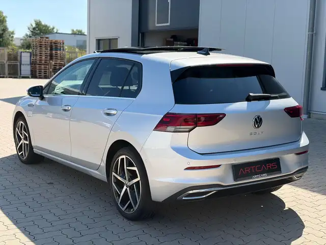 Volkswagen Golf view 5