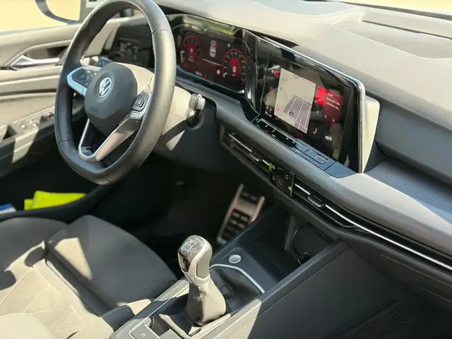 Volkswagen Golf view 11