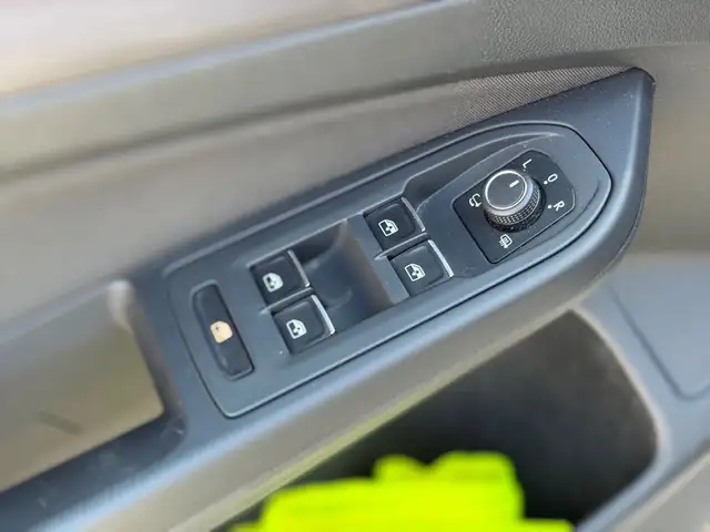 Volkswagen Golf view 15