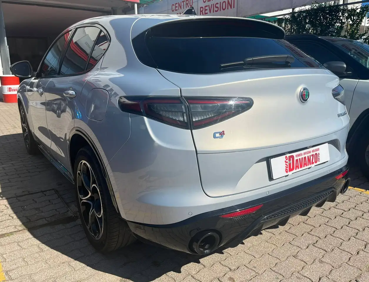 Alfa Romeo Stelvio 2024