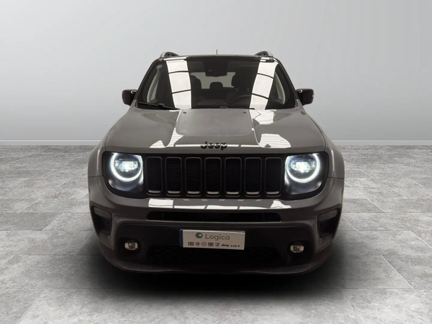 Jeep Renegade 1.5 Turbo T4 MHEV Upland Grijs - 2