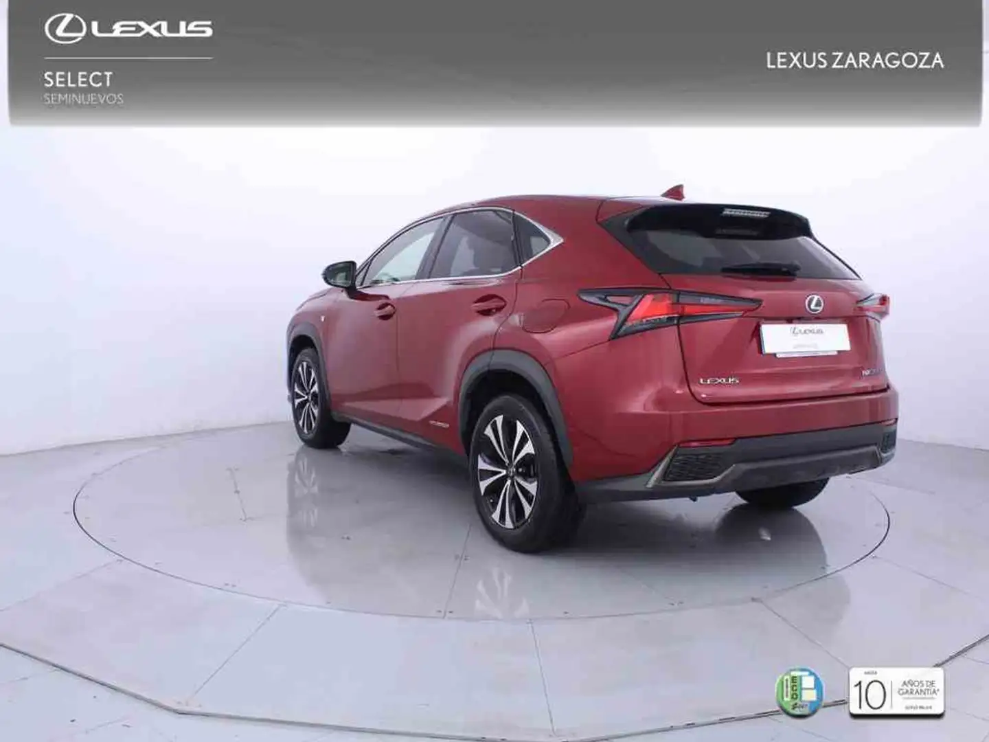 Lexus NX 300 300h F Sport 4WD Panorámico Červená - 2