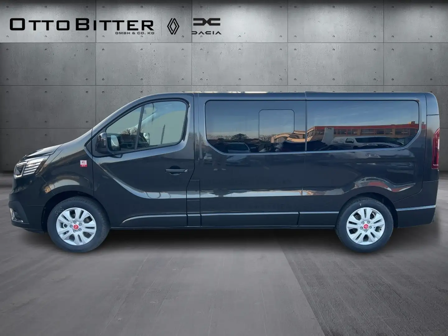 Renault Trafic Grand RED EDITION L2H1 dCi150 9-SITZE HECKKLAPPE Negro - 2