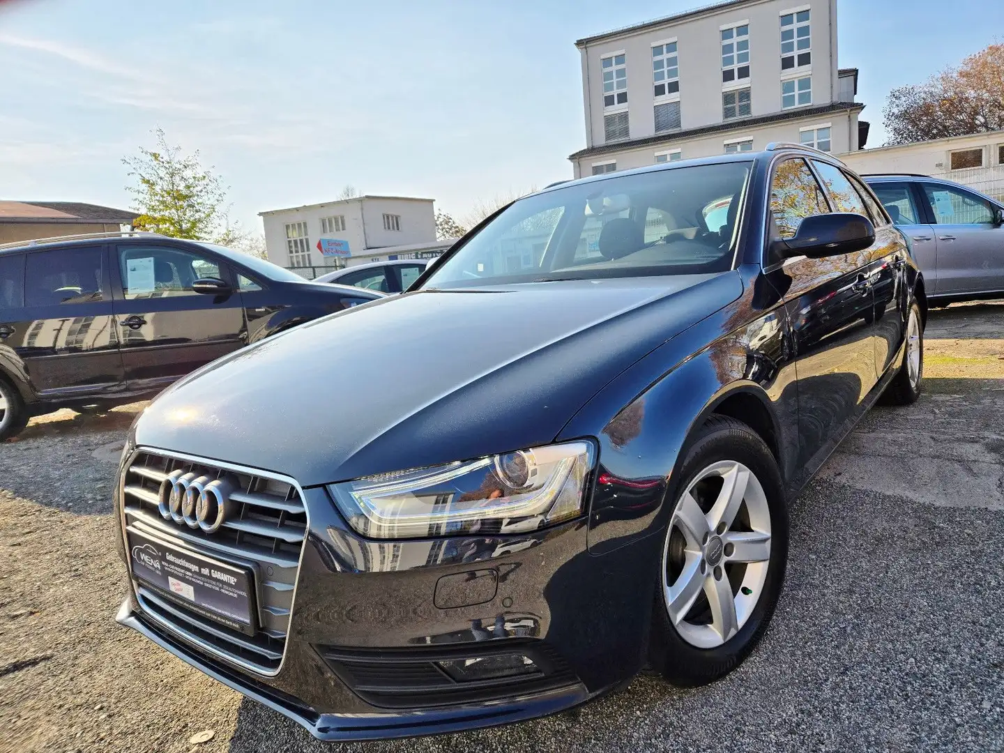 Audi A4 Avant / Bi Xenon Blau - 1