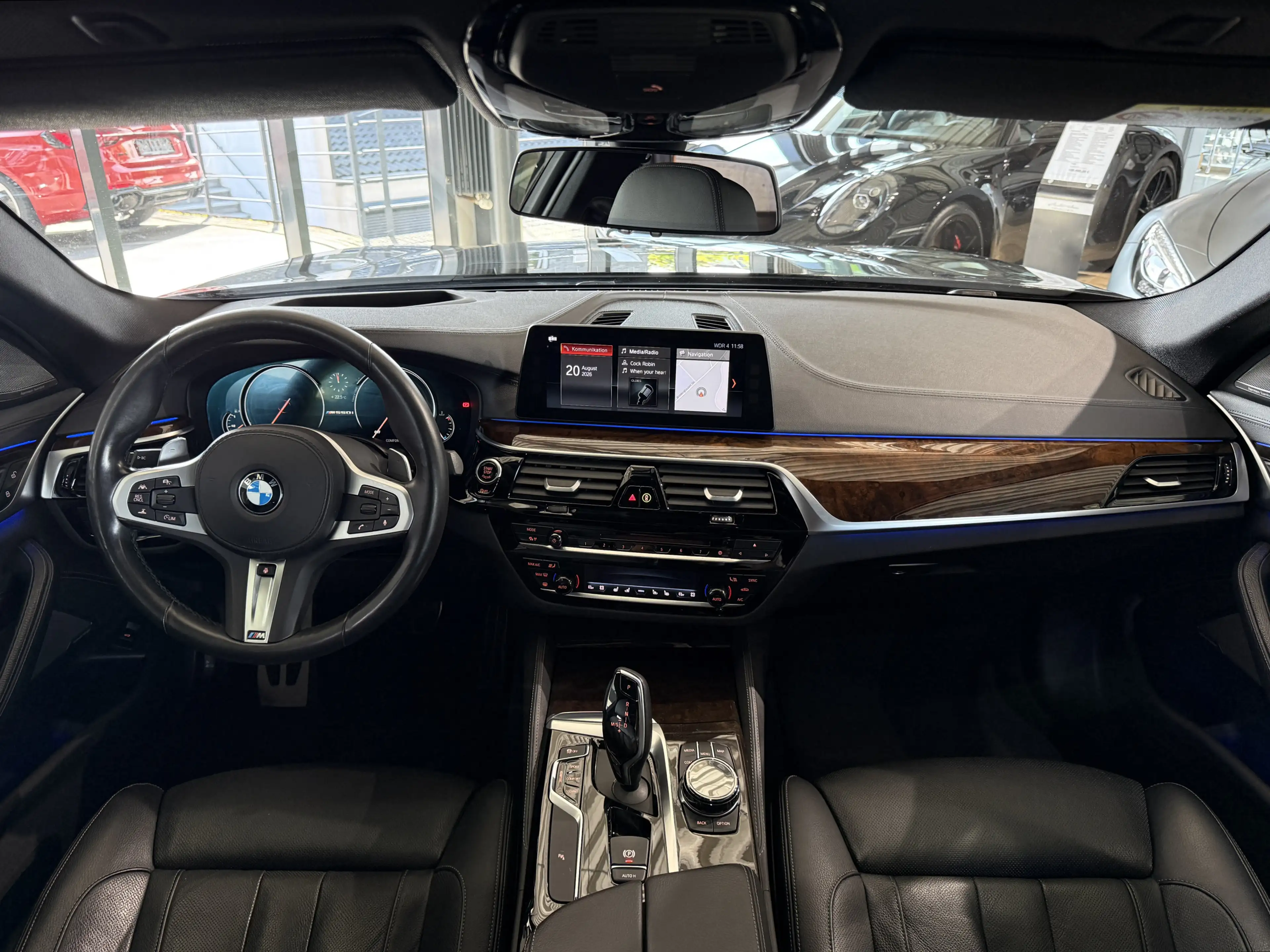 BMW 550 i xDrive*G.SHD*ACC*KAMERA*HUD*HARMAN KARDON — photo 15