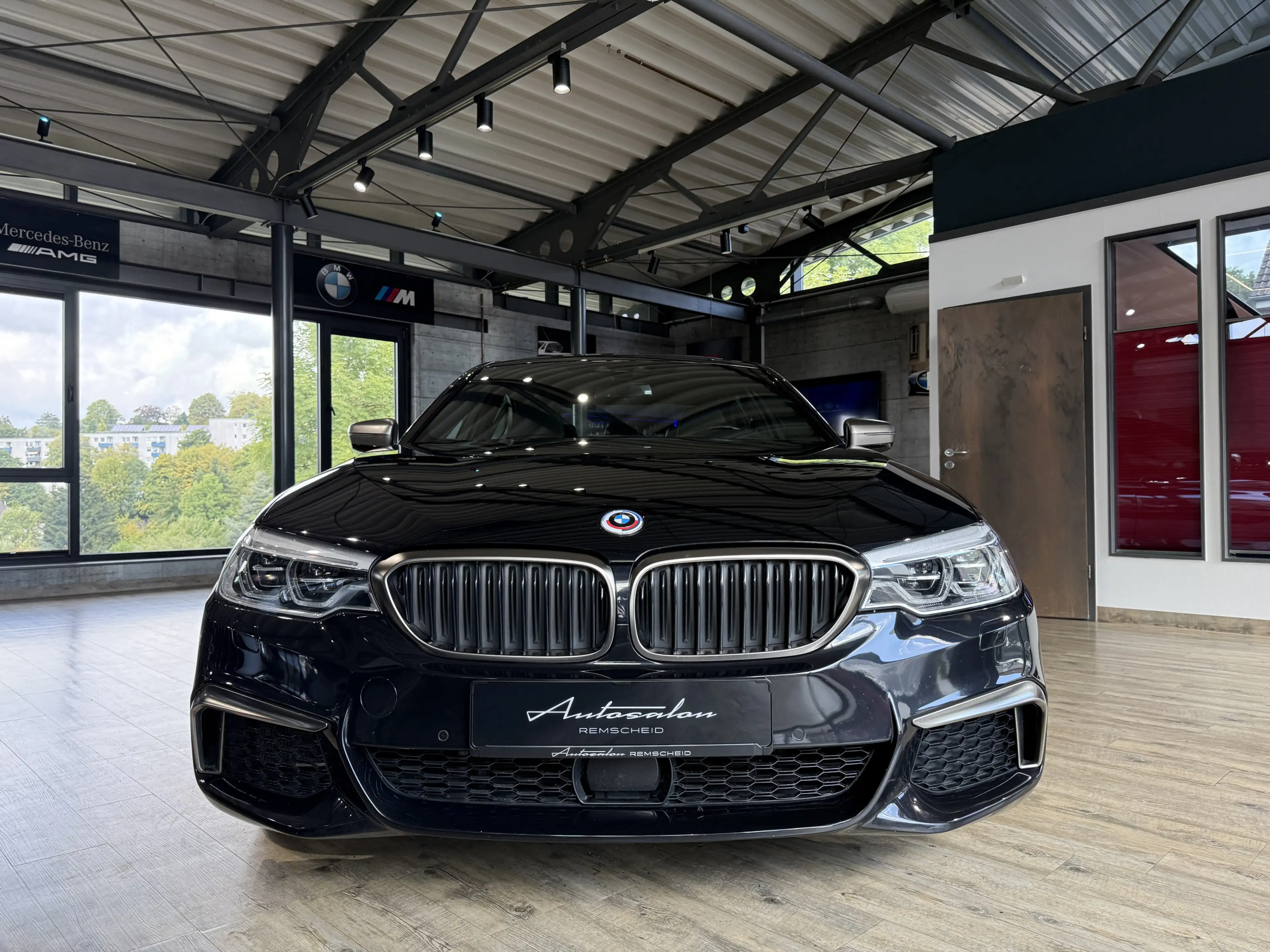 BMW 550 i xDrive*G.SHD*ACC*KAMERA*HUD*HARMAN KARDON — photo 9