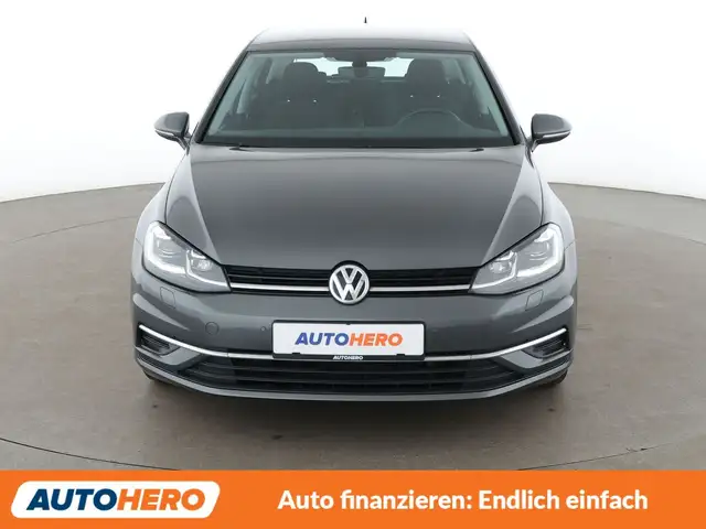 Volkswagen Golf view 9