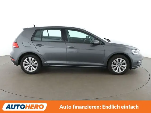 Volkswagen Golf view 7