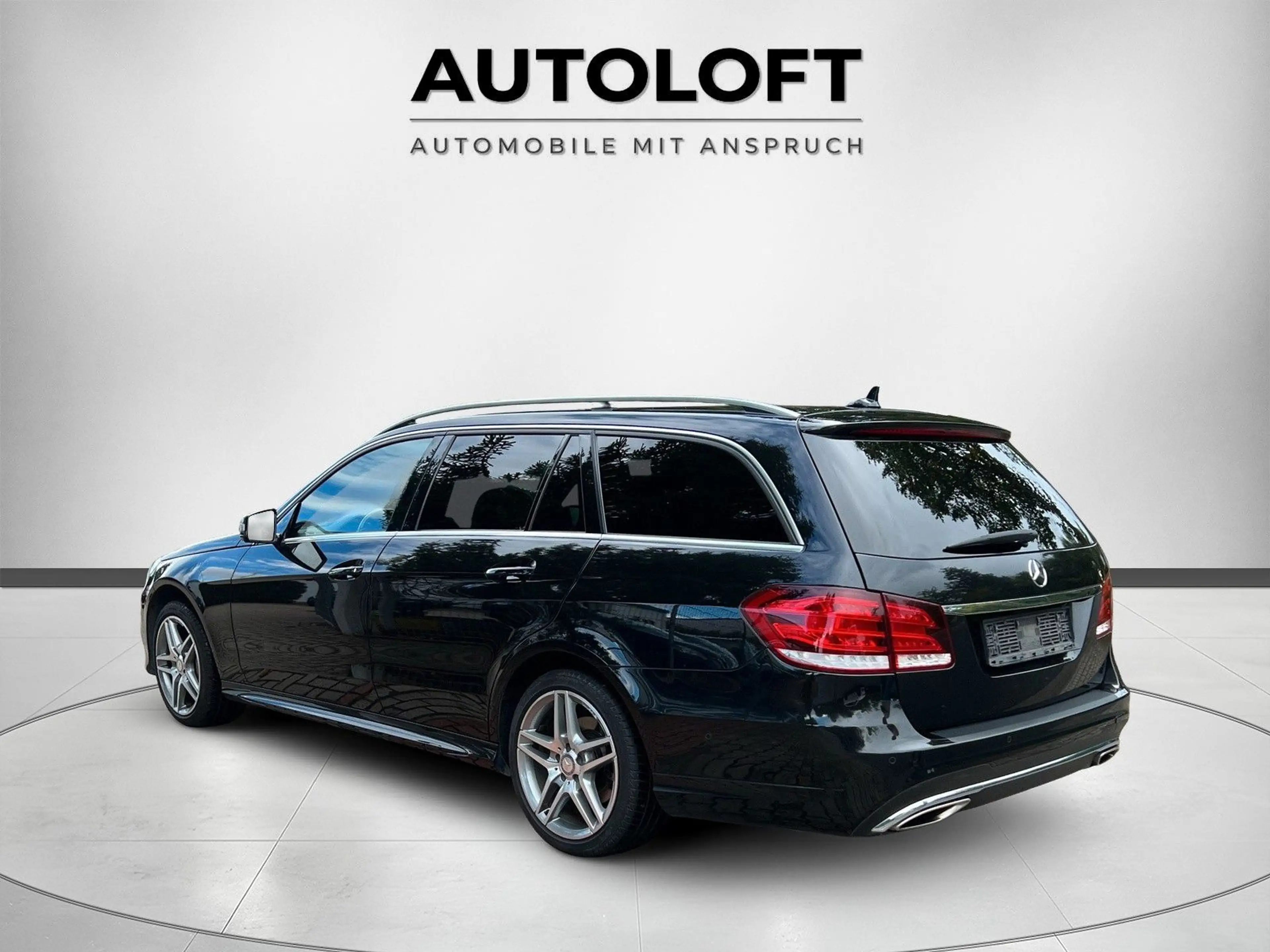 Mercedes-Benz E 400 T-Modell ALCANTARA/AHK/AMG-PAKET/TTW/H&K — photo 4