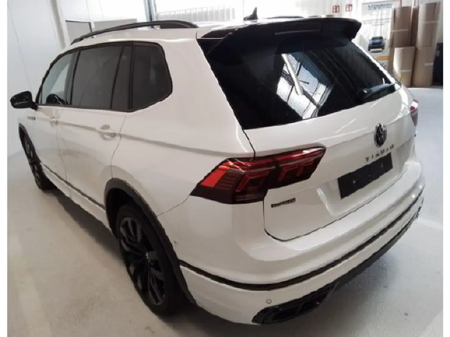Volkswagen Tiguan Allspace 2.0 TDI DSG R-Line 4Motion IQ.Li Weiß - 2