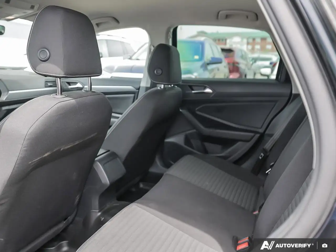 Volkswagen Jetta снимка Volkswagen Jetta