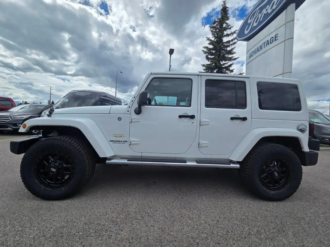 Jeep Wrangler photo Jeep Wrangler