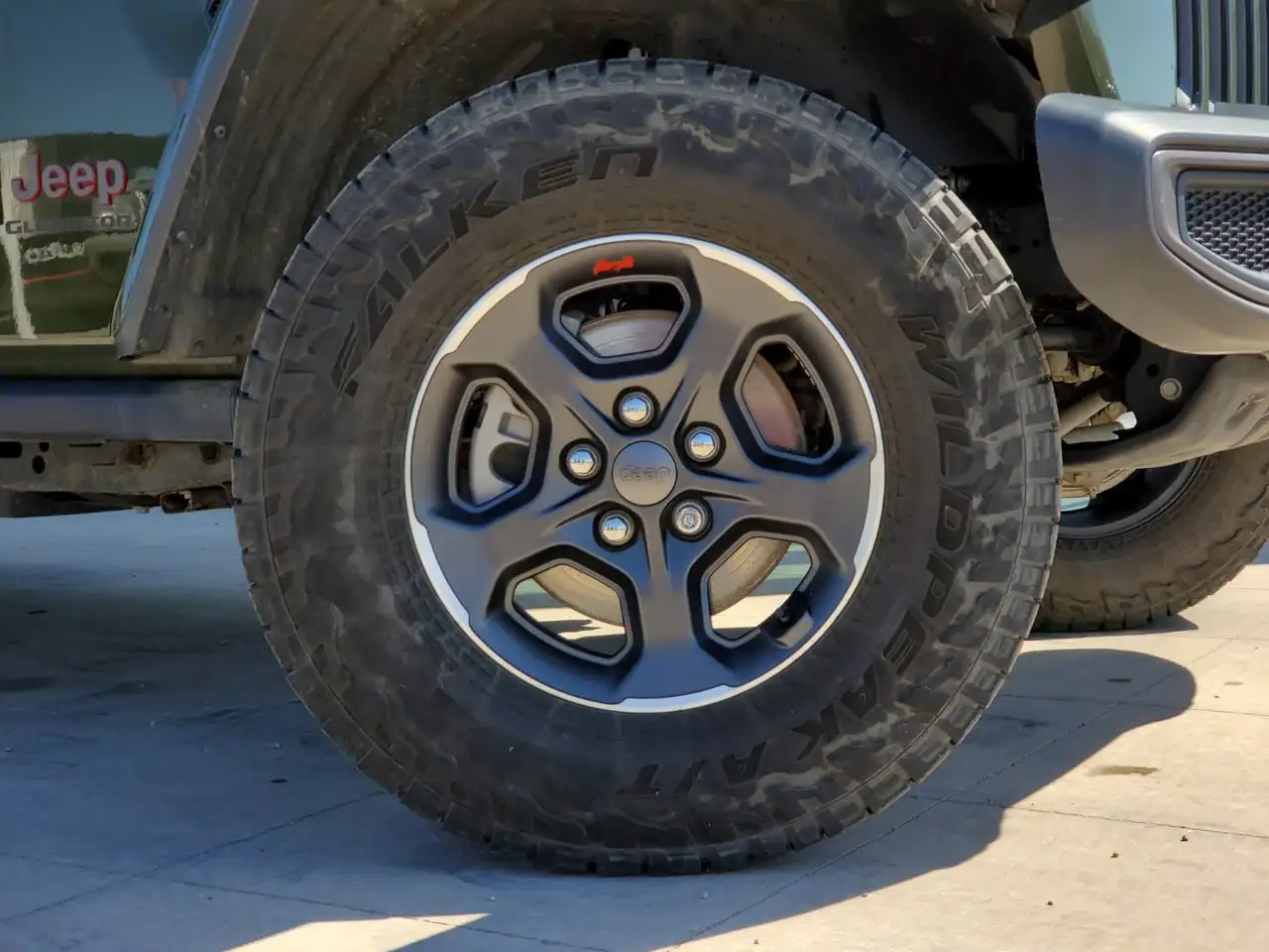 Jeep Gladiator photo Jeep Gladiator