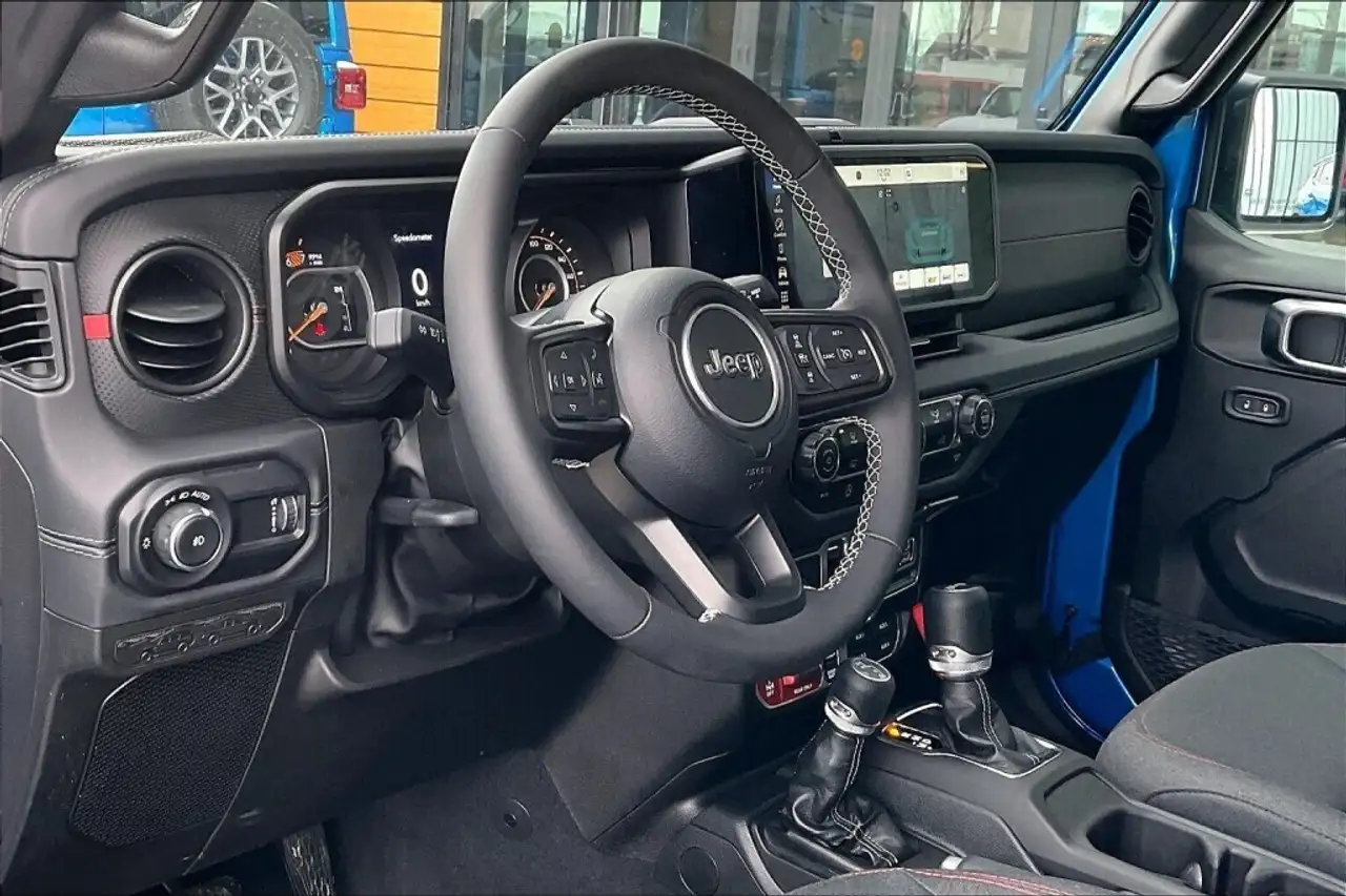 Jeep Wrangler снимка Jeep Wrangler
