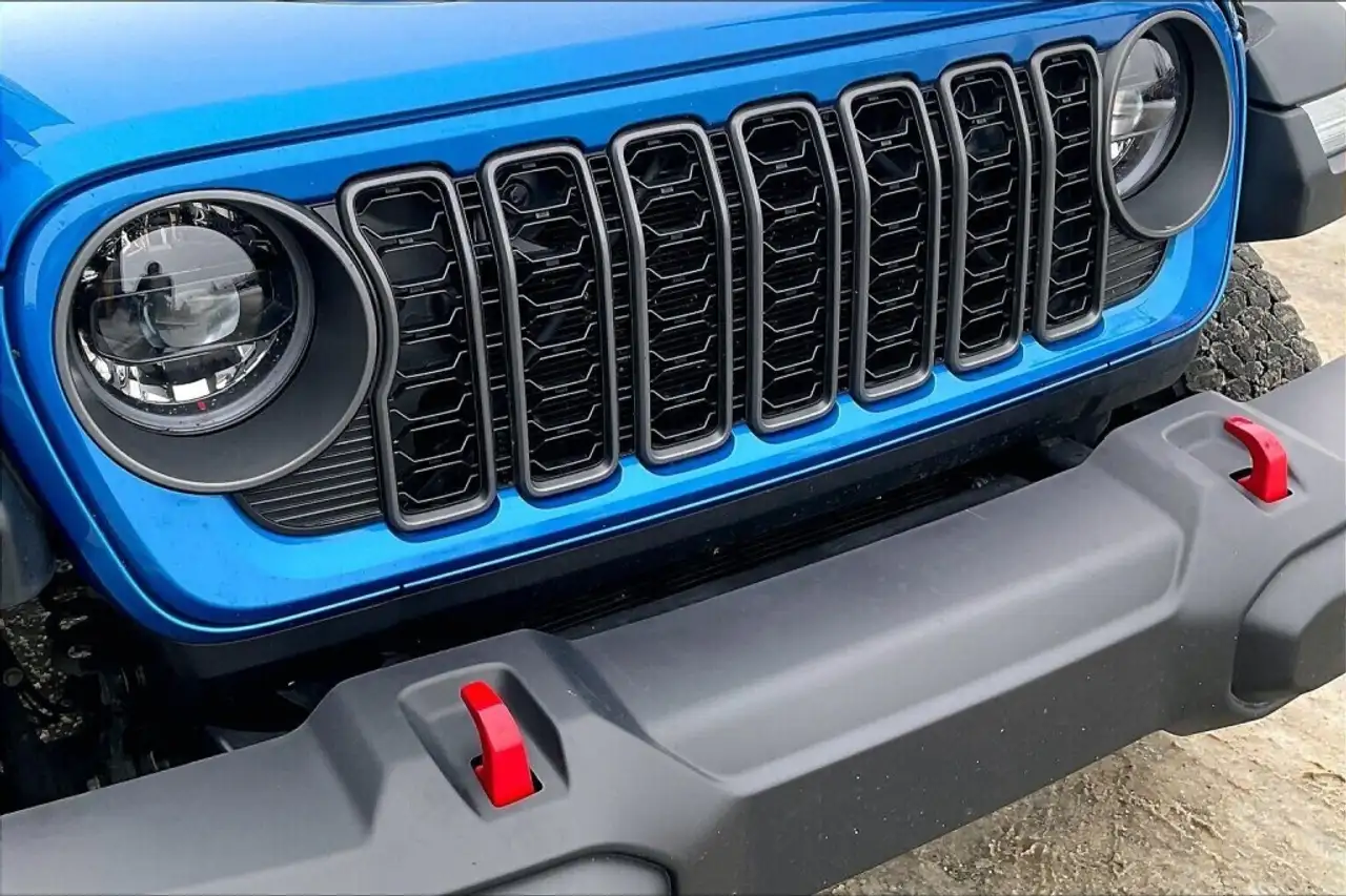 Jeep Wrangler снимка Jeep Wrangler