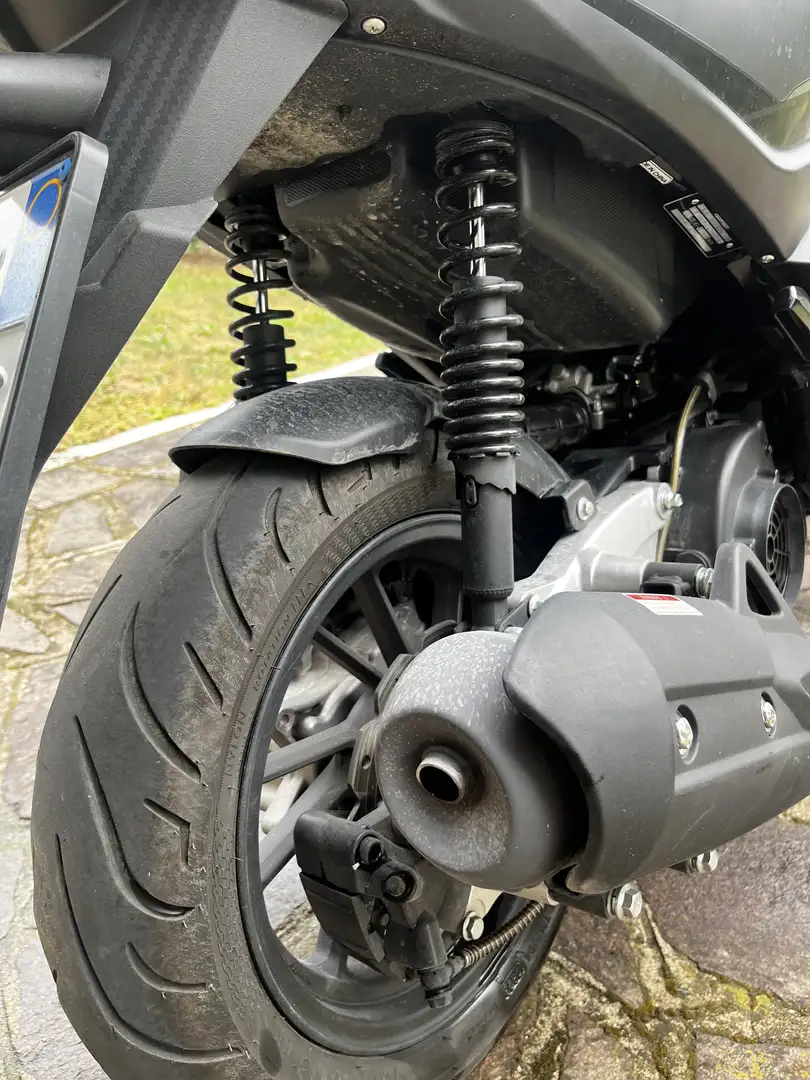 KL Motors Brera 125 Nero - 2