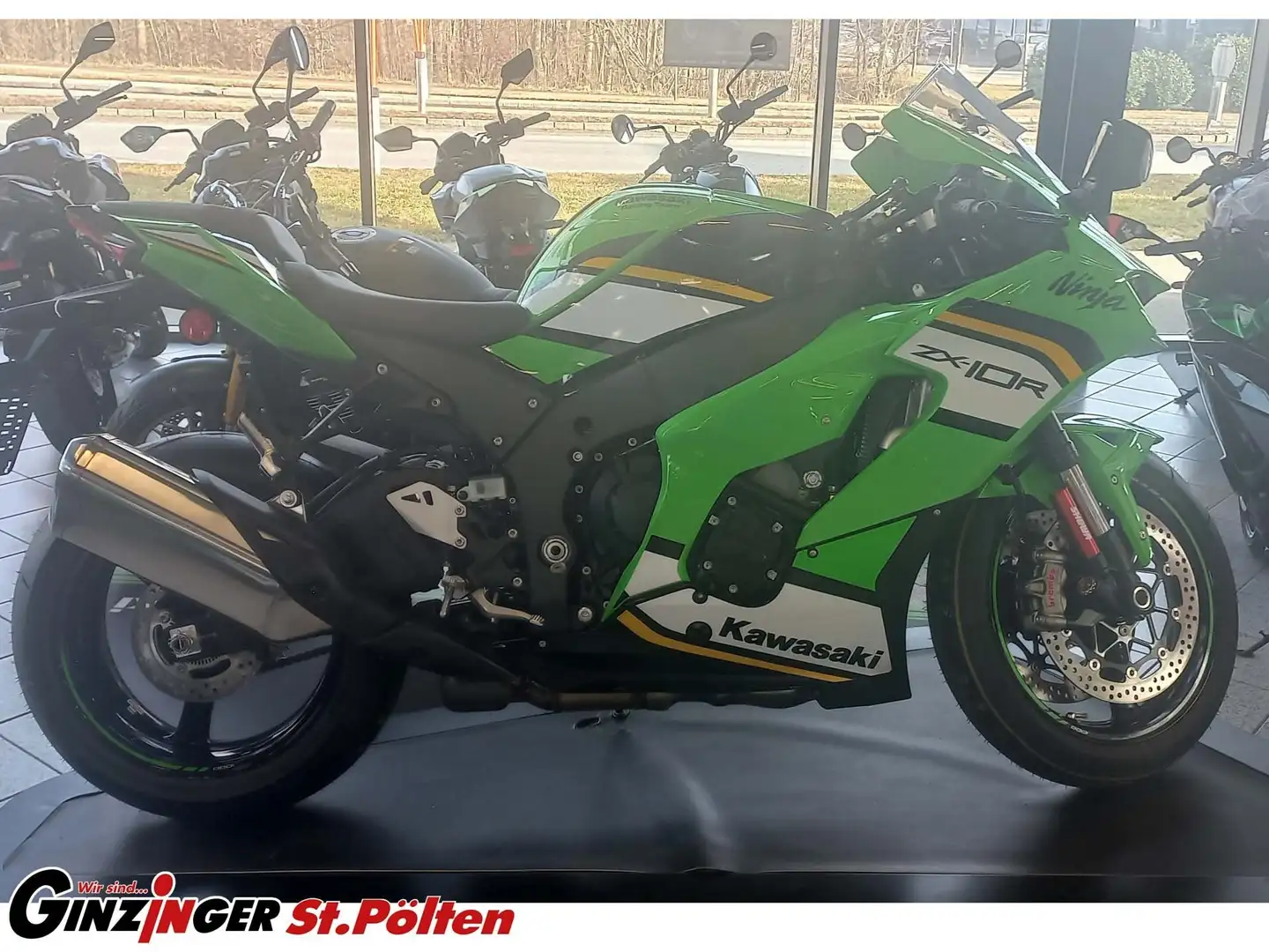 Kawasaki Ninja ZX-10R - 1