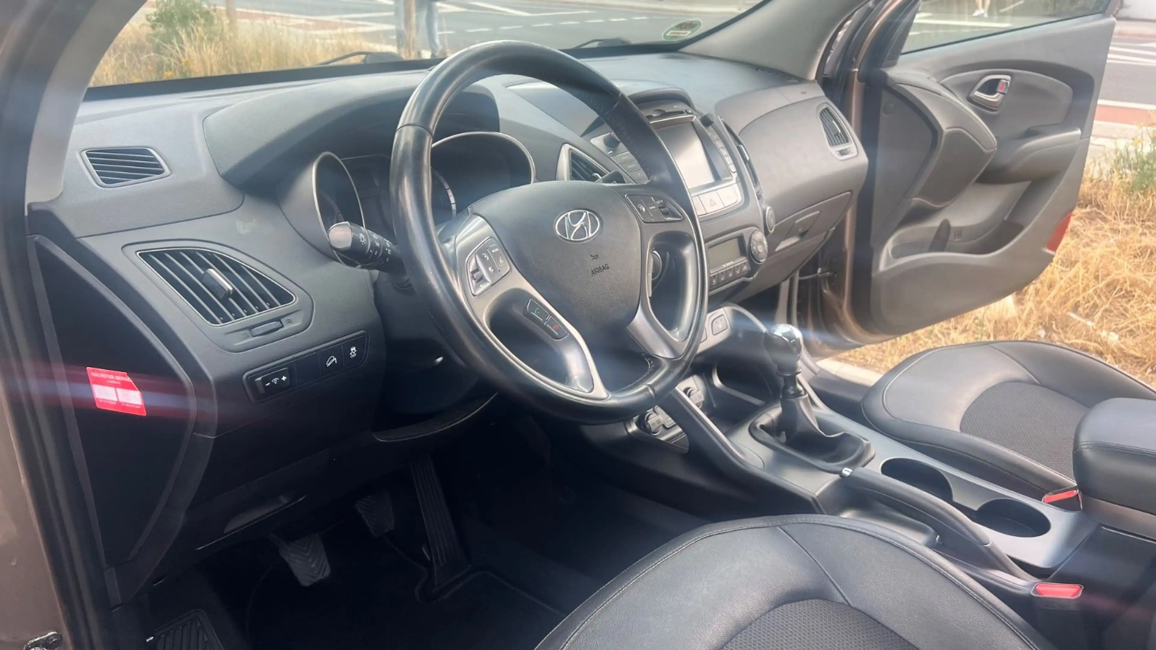 Hyundai iX35 Style/SHZ/PDC/Klima/USB/Xenon/ANHK — photo 6