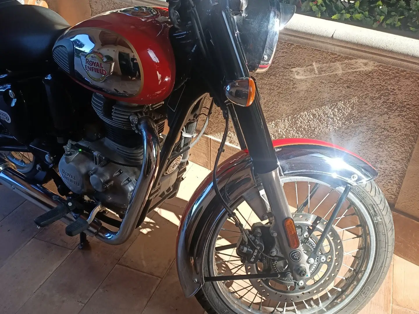 Royal Enfield Classic Roşu - 2