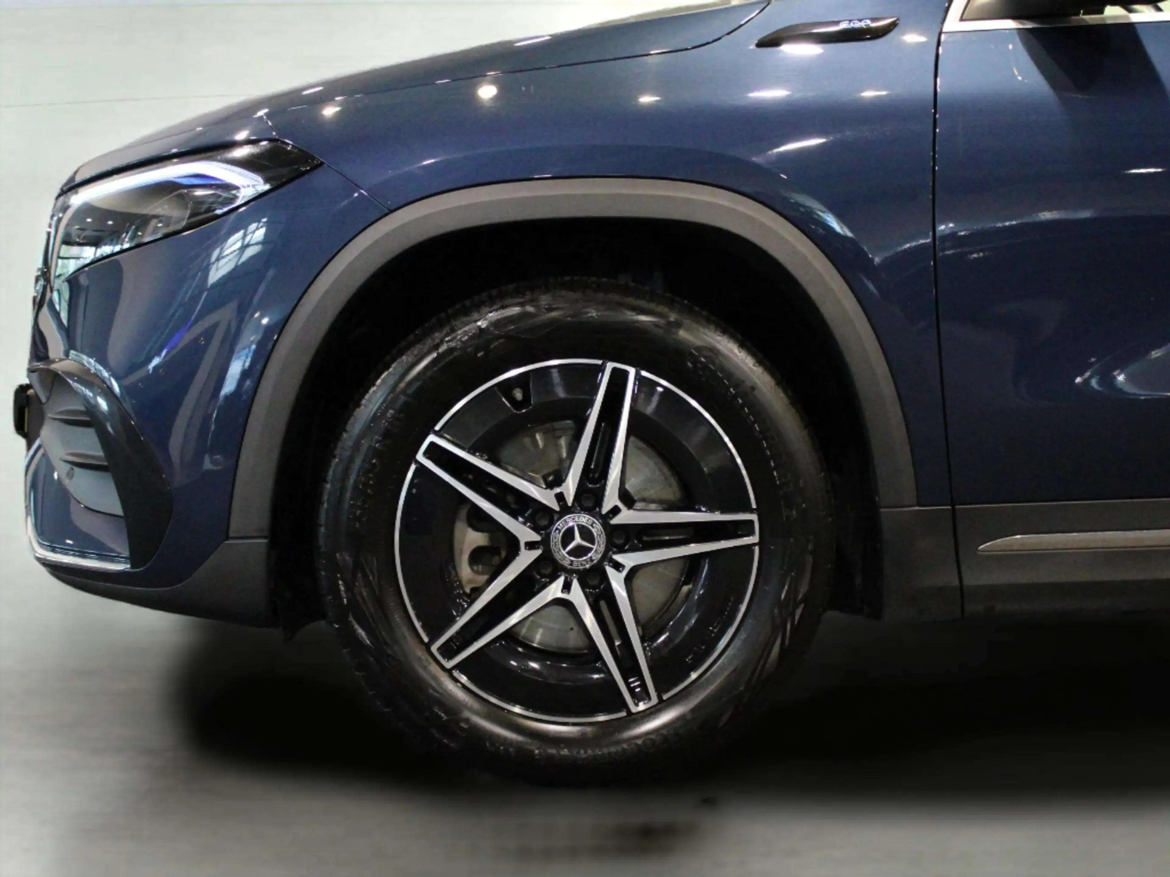 Mercedes-Benz EQA 250 67 kWh | Panorama dak | Trekhaak — photo 6