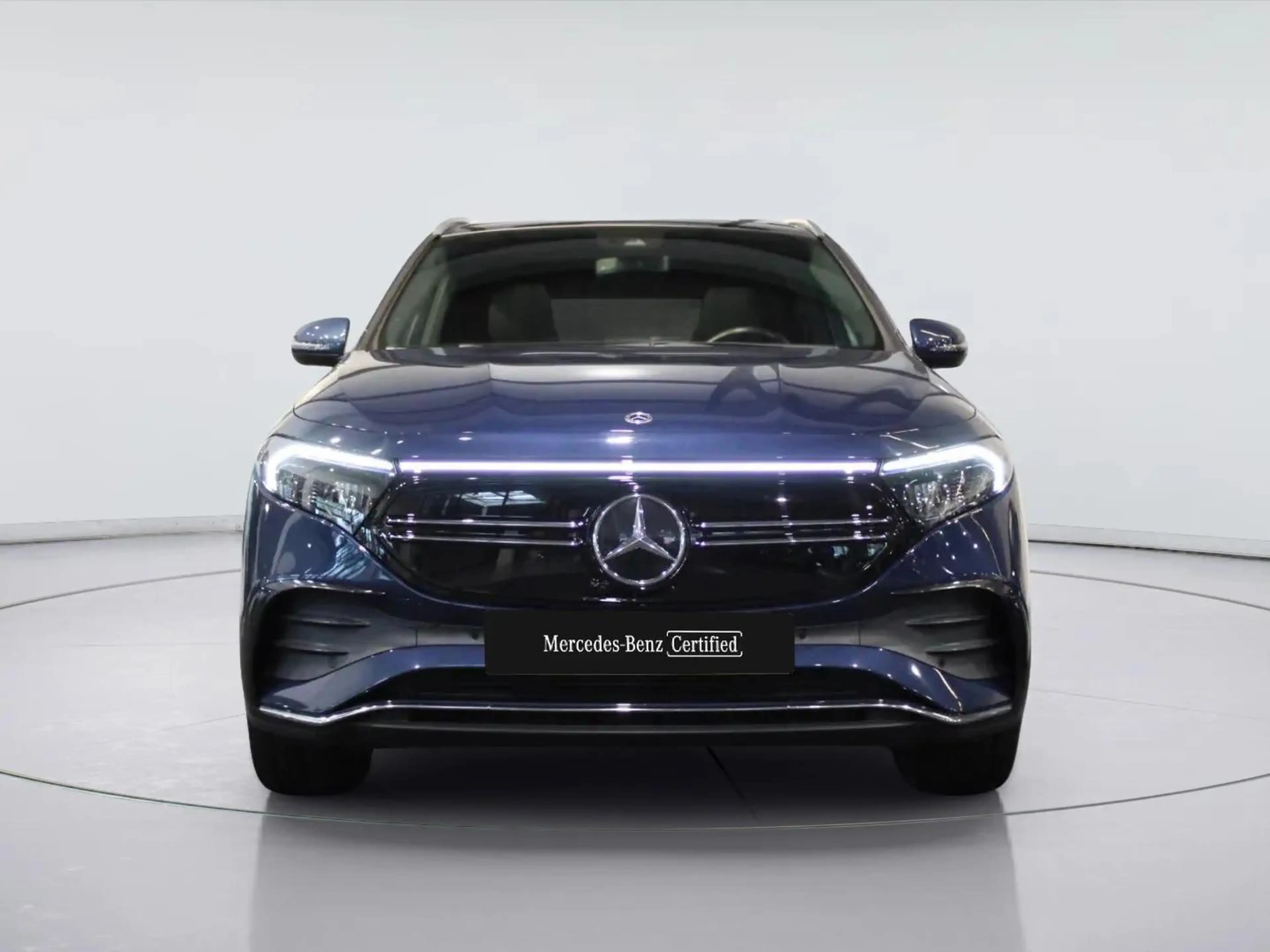 Mercedes-Benz EQA 250 67 kWh | Panorama dak | Trekhaak — photo 4