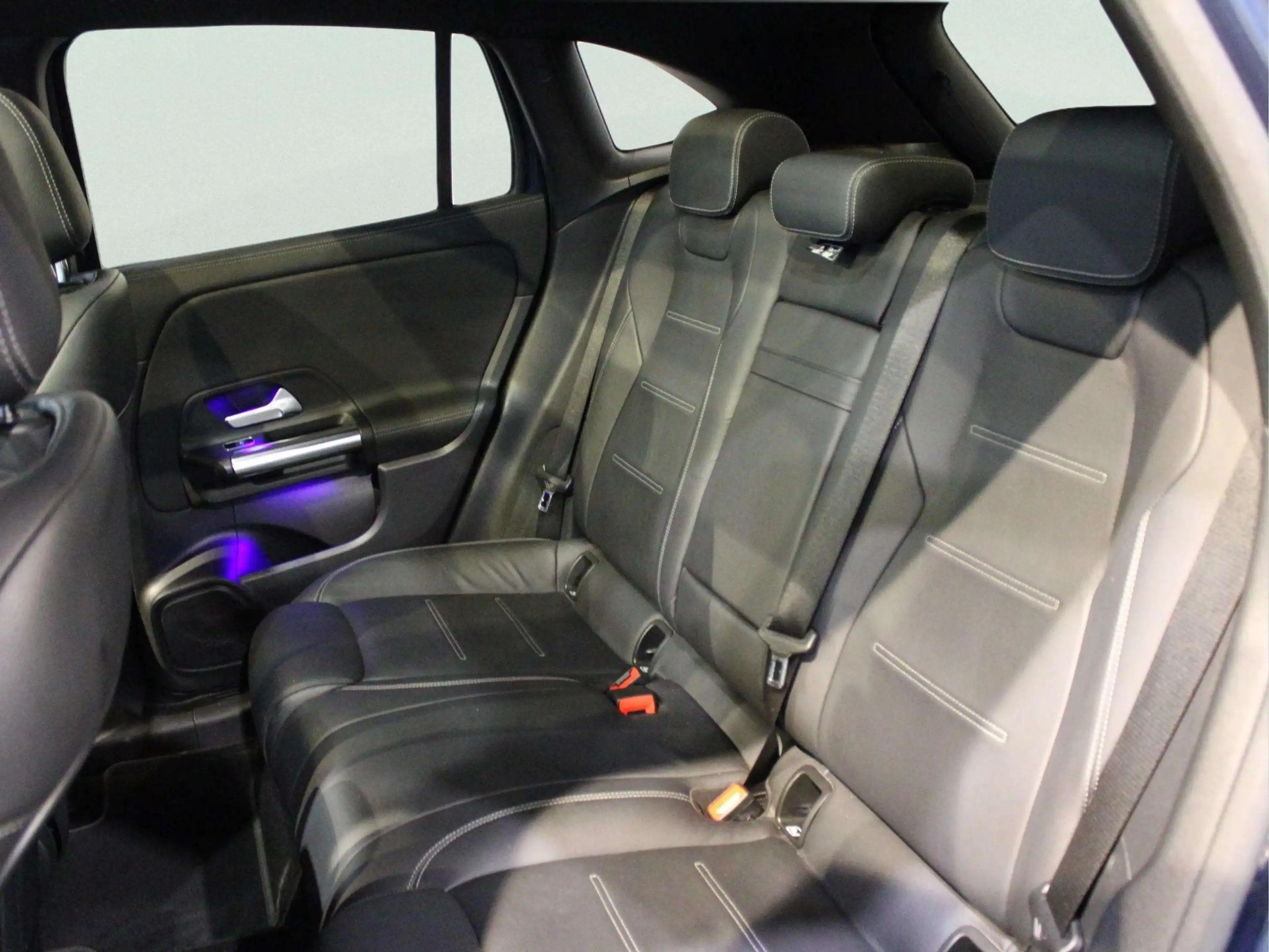 Mercedes-Benz EQA 250 67 kWh | Panorama dak | Trekhaak — photo 8