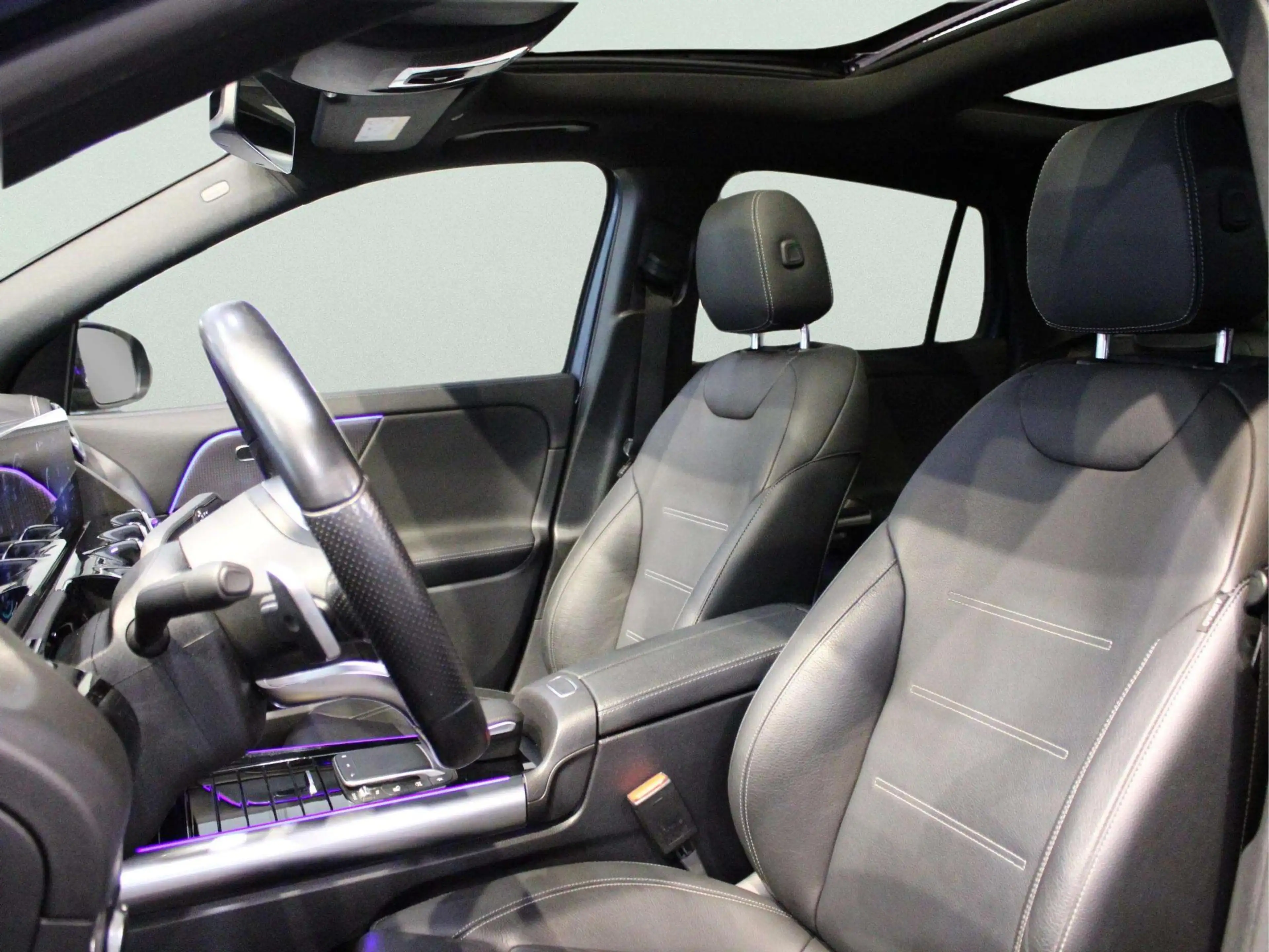 Mercedes-Benz EQA 250 67 kWh | Panorama dak | Trekhaak — photo 7