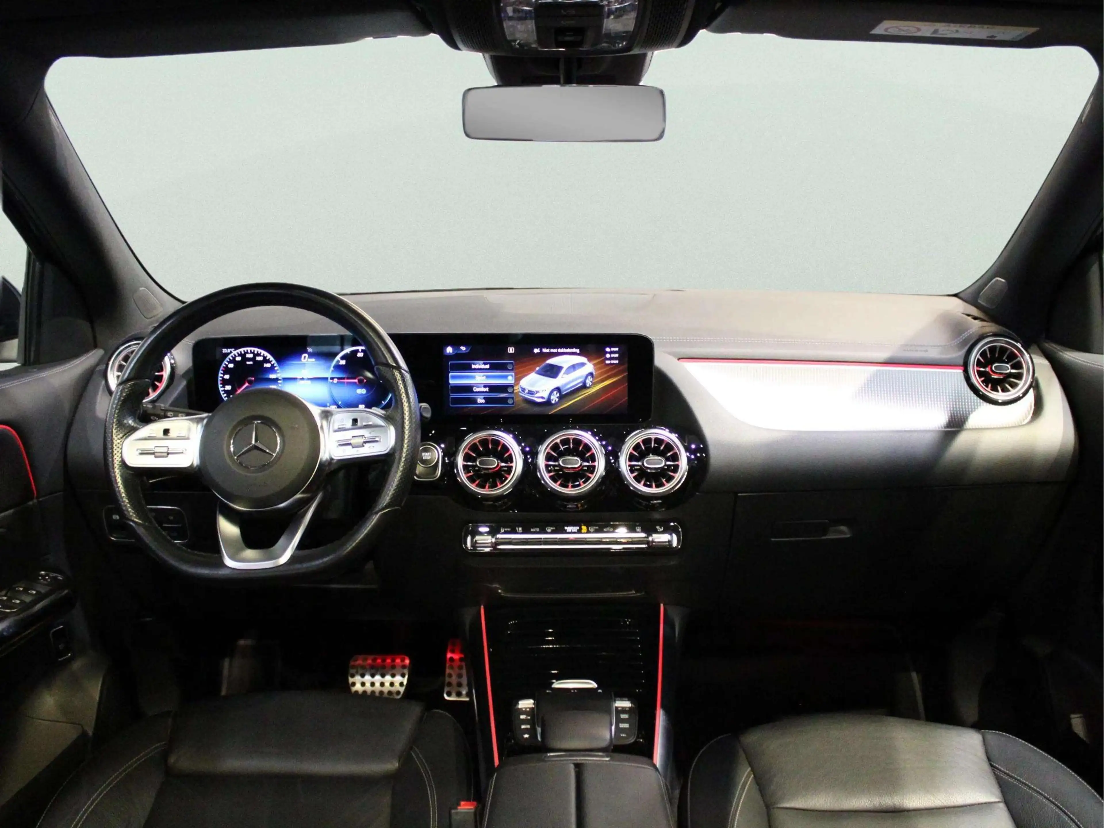 Mercedes-Benz EQA 250 67 kWh | Panorama dak | Trekhaak — photo 3