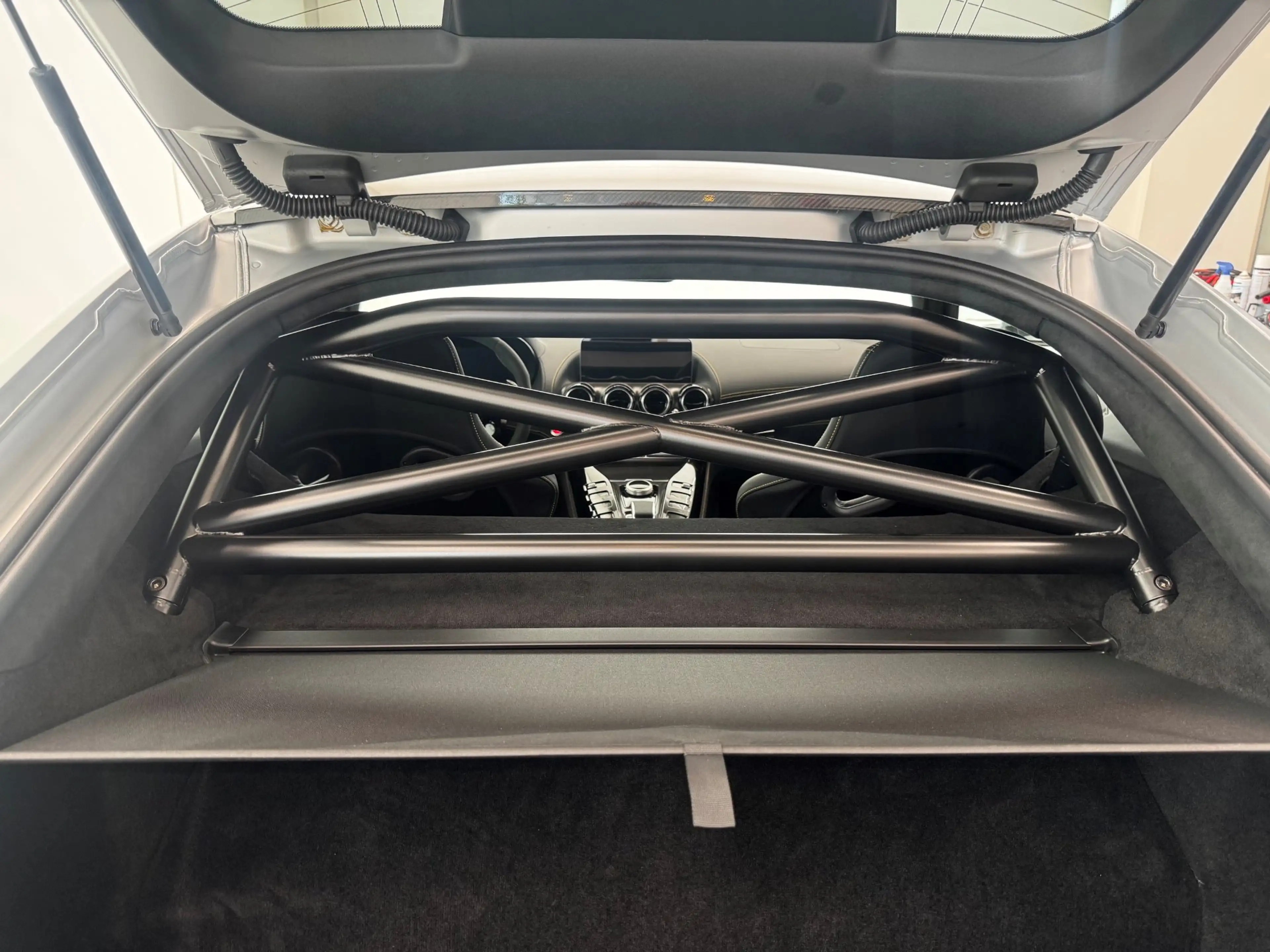 Mercedes-Benz AMG GT R — photo 5