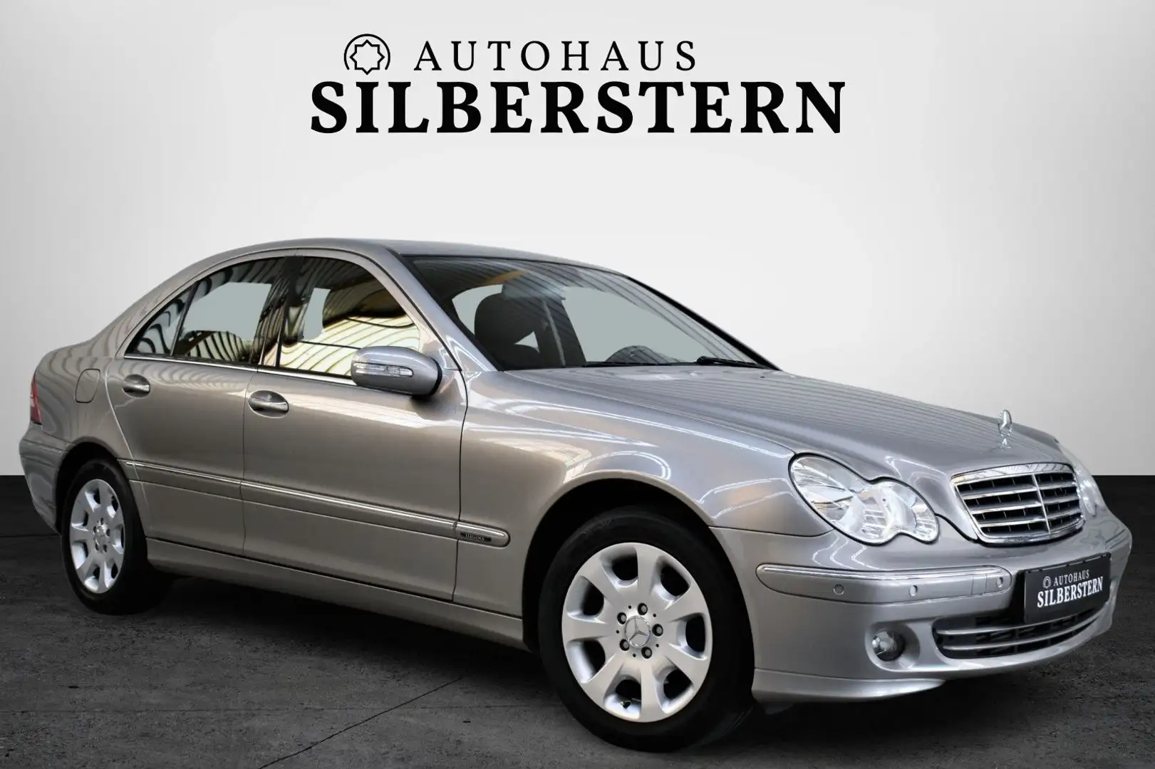 Mercedes-Benz C 180 K. Elegance+Automatik+Klima+Parkhilfe Grau - 1