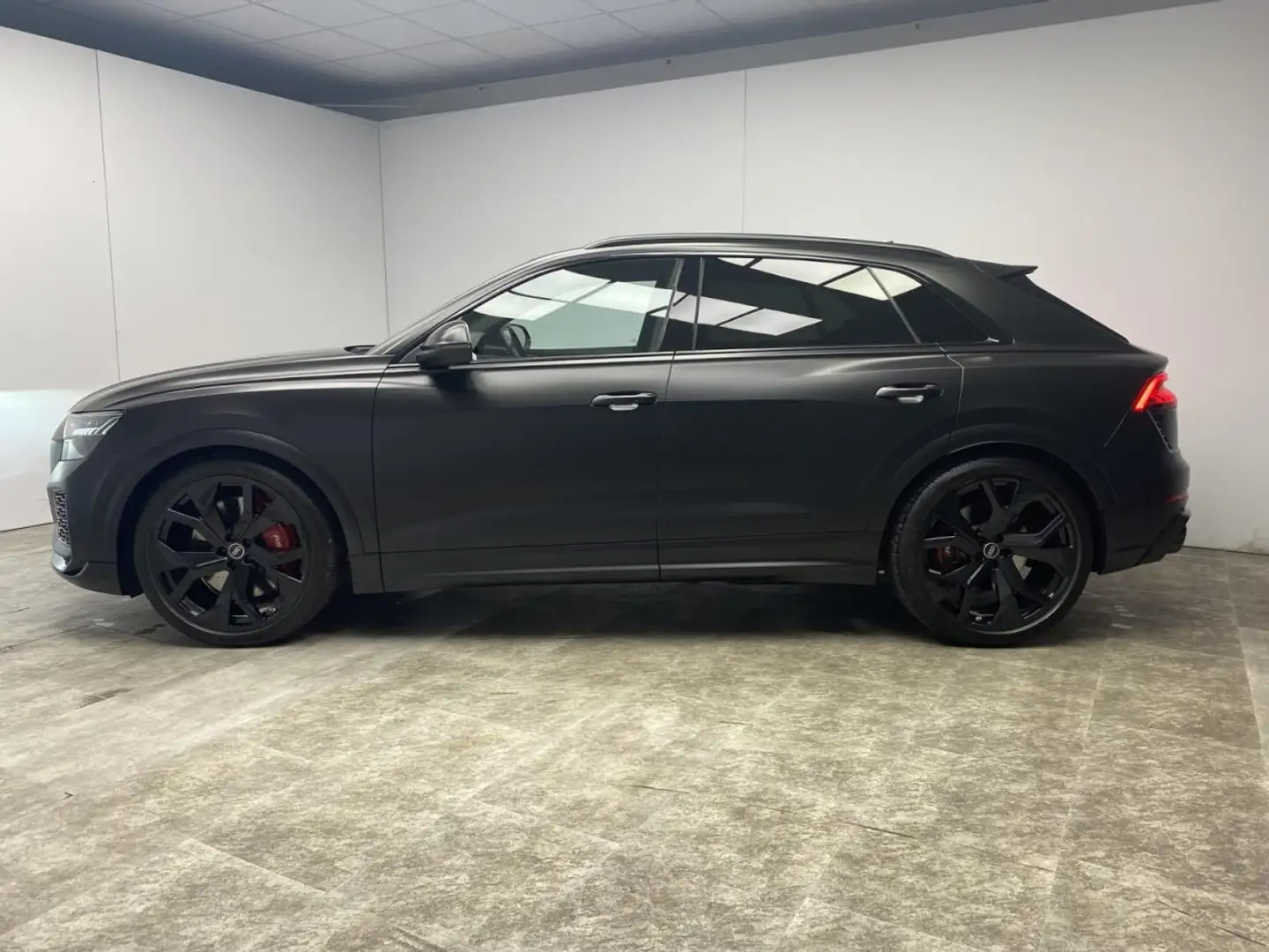 Audi RS Q8 4.0 TFSI quattro Carbon + Pano + HUD Klima Navi Negru - 2